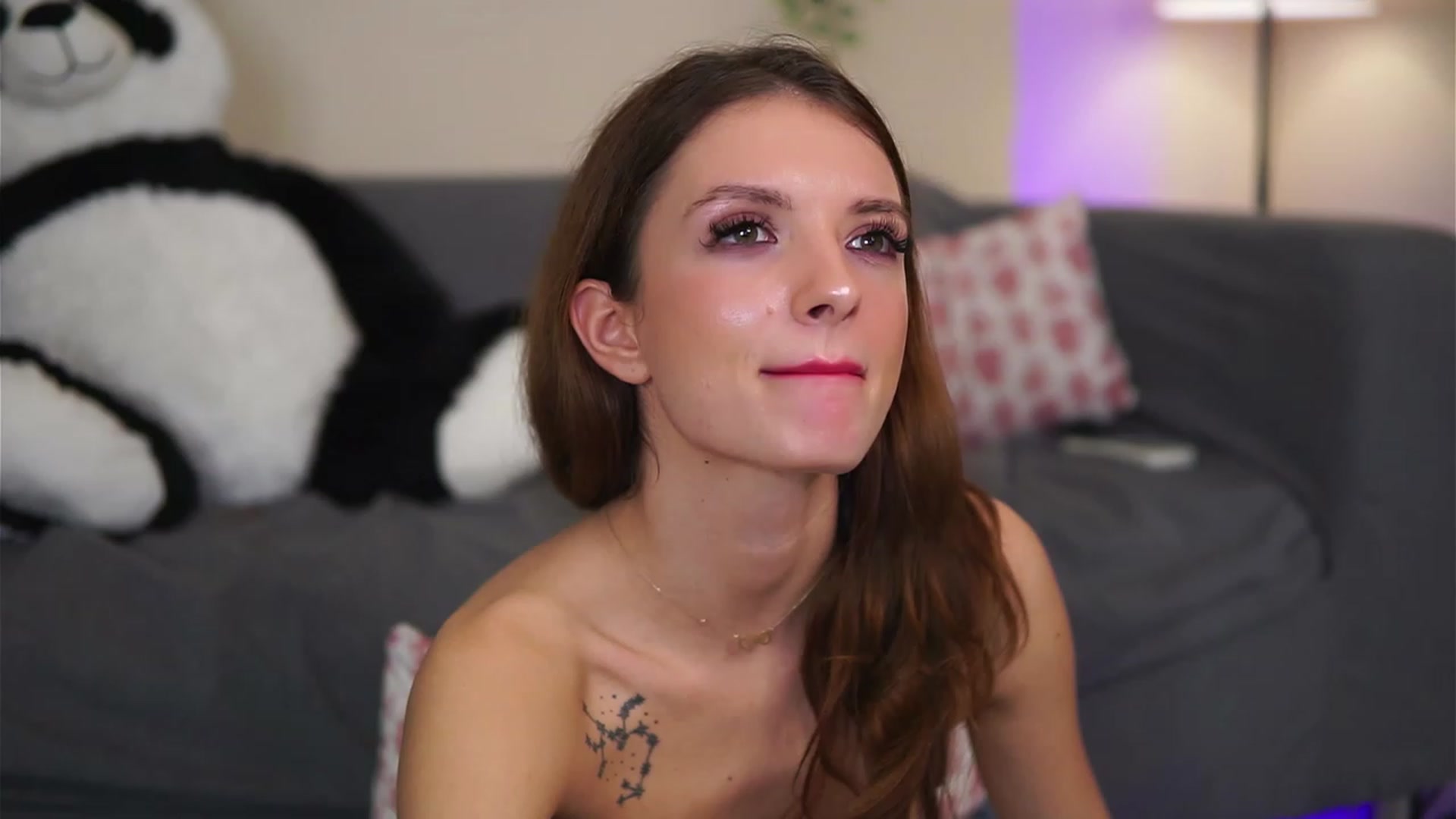 Gallery image thumbnail from LeyaMeyers's myfreecams stream on, 12/10/2022, 11:53 image 20 of 20