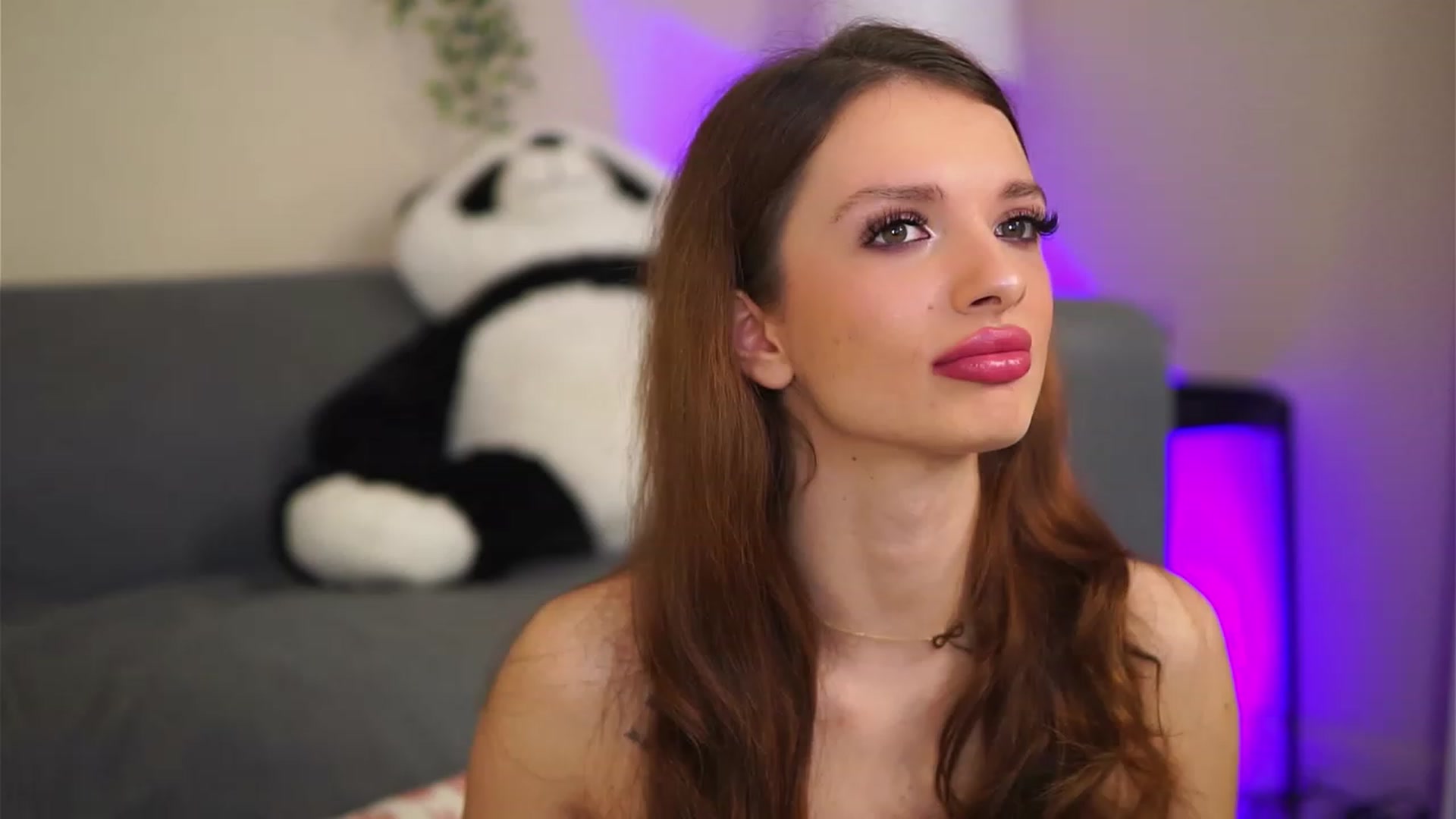 Gallery image thumbnail from LeyaMeyers's myfreecams stream on, 01/12/2023, 07:05 image 1 of 20