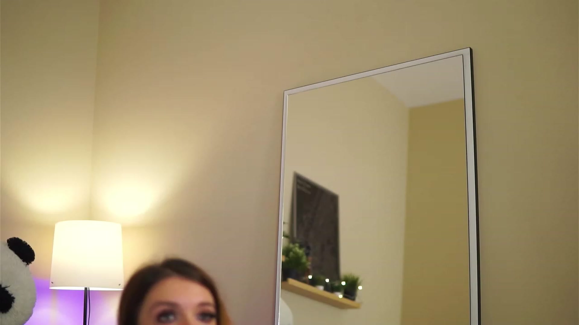Gallery image thumbnail from LeyaMeyers's myfreecams stream on, 01/12/2023, 10:56 image 4 of 20