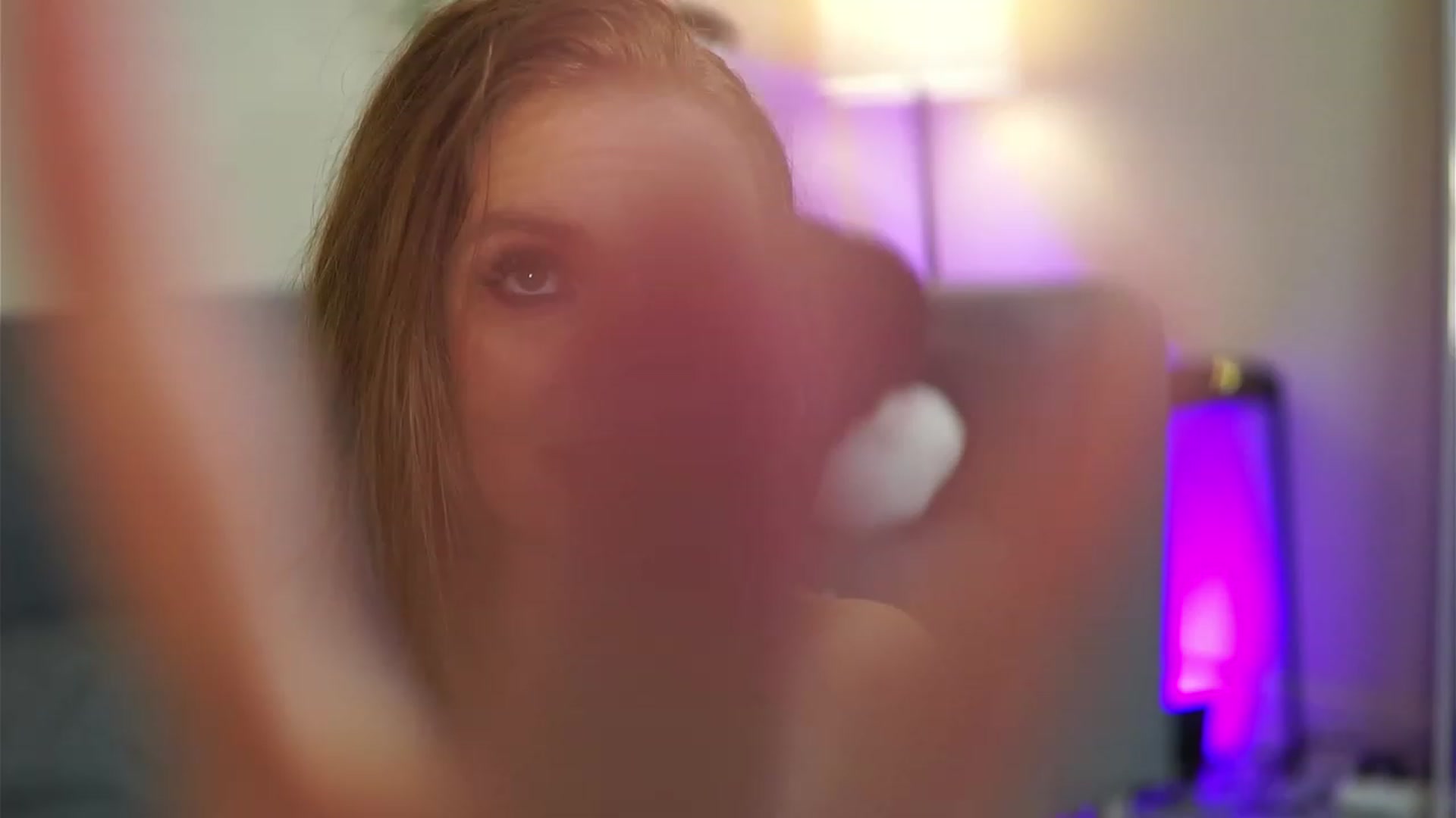 Gallery image thumbnail from LeyaMeyers's myfreecams stream on, 01/16/2023, 06:18 image 3 of 20