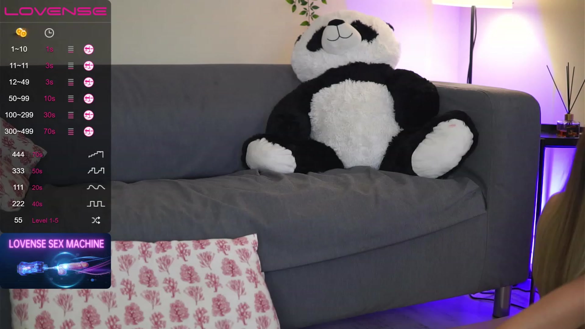 Gallery image thumbnail from LeyaMeyers's myfreecams stream on, 03/23/2023, 08:59 image 4 of 20