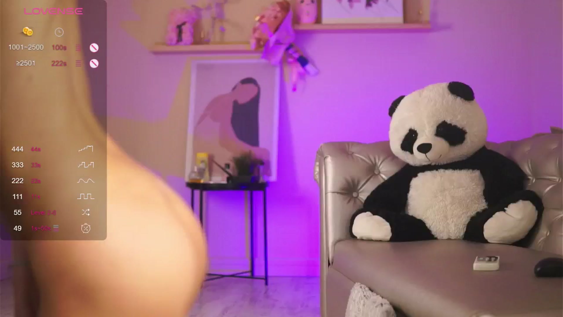 Gallery image thumbnail from LeyaMeyers's myfreecams stream on, 06/17/2024, 10:31 image 19 of 20