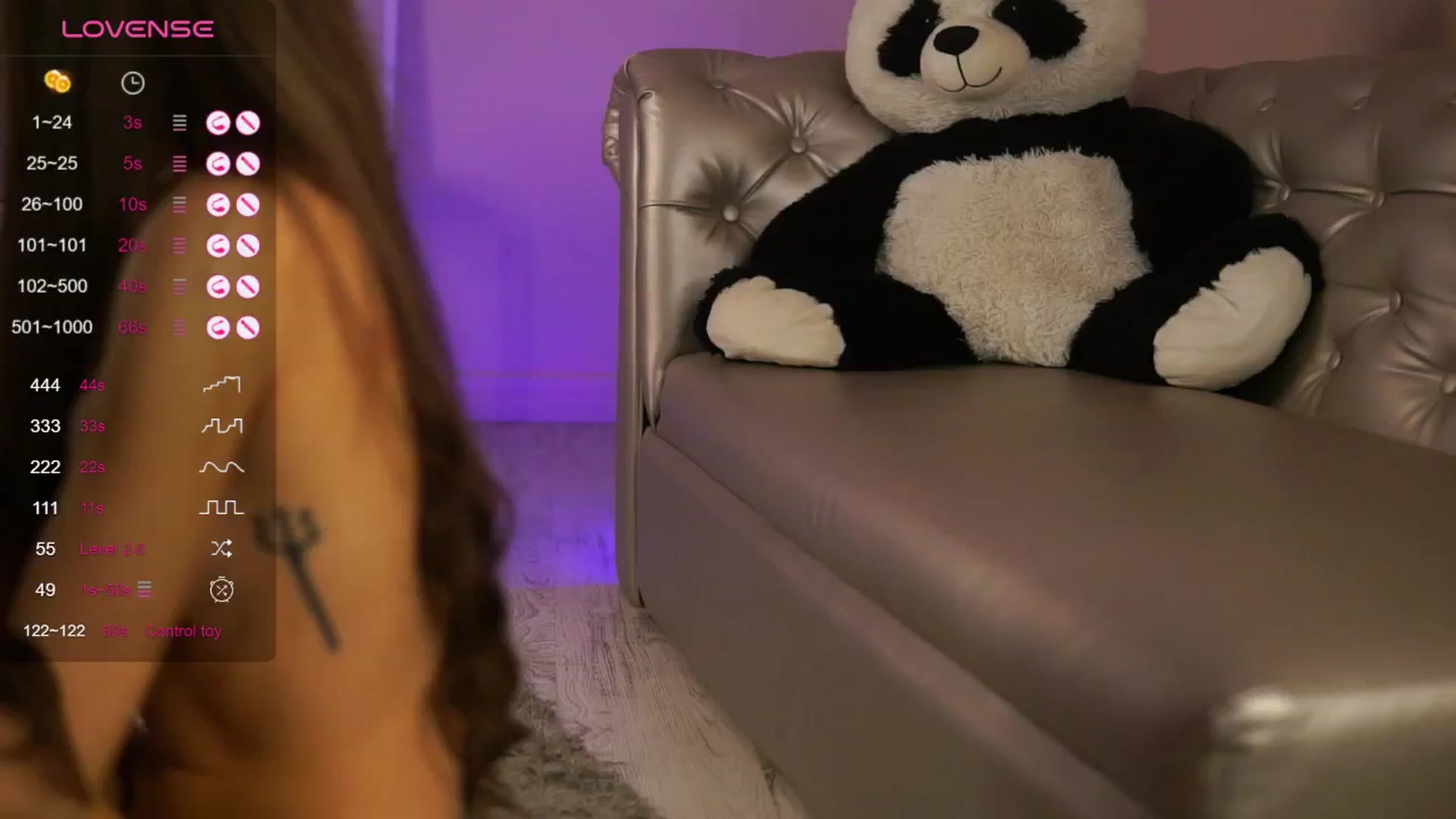 Gallery image thumbnail from LeyaMeyers's myfreecams stream on, 12/03/2024, 12:32 image 17 of 20