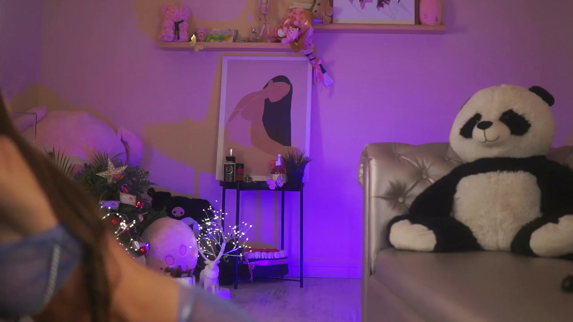 Gallery image thumbnail from LeyaMeyers's myfreecams stream on, 12/29/2024, 12:08 image 3 of 20