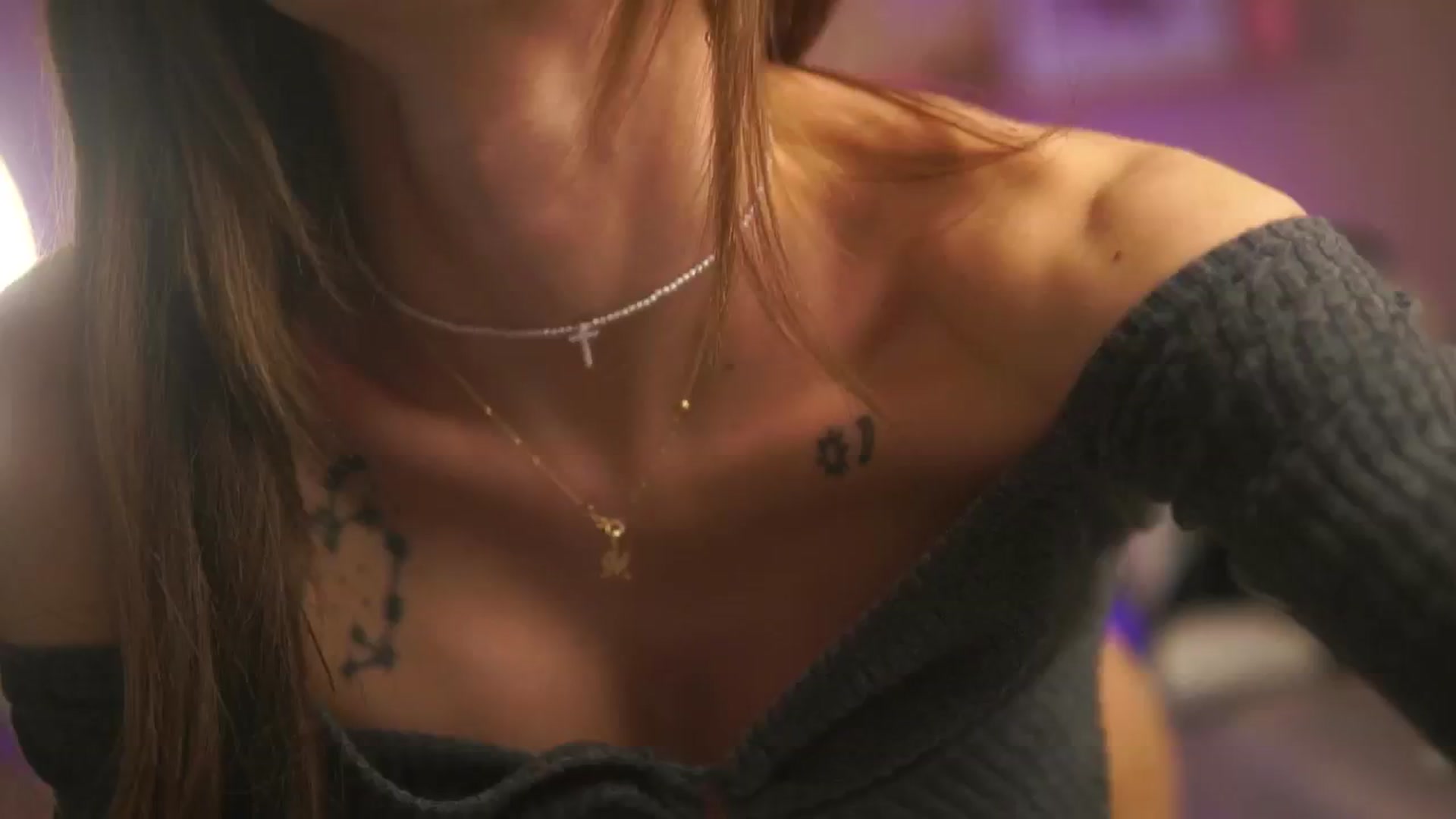 Gallery image thumbnail from LeyaMeyers's myfreecams stream on, 01/18/2025, 11:34 image 4 of 20