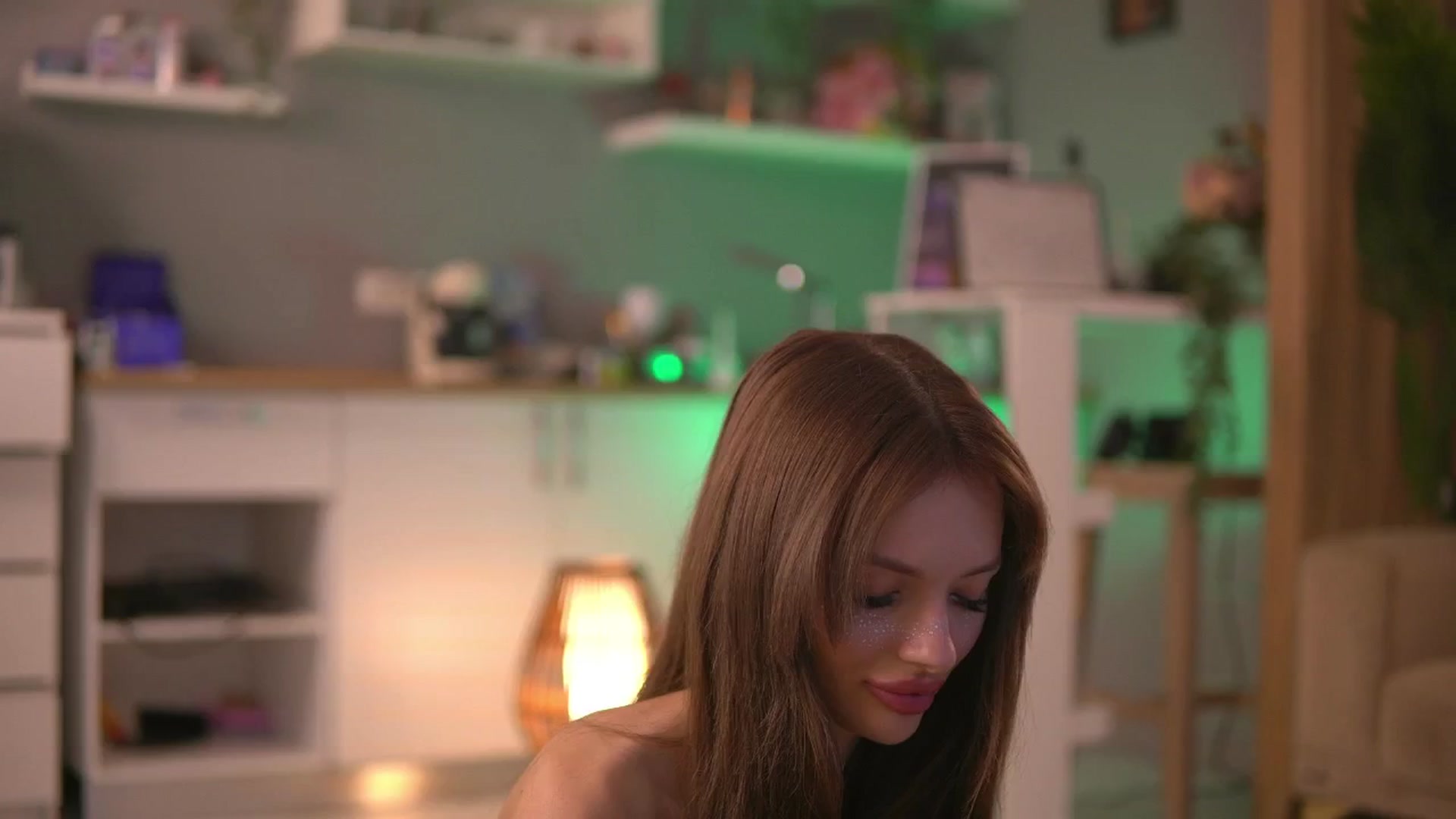 Gallery image thumbnail from LeyaMeyers's myfreecams stream on, 12/19/2025, 07:12 image 14 of 20
