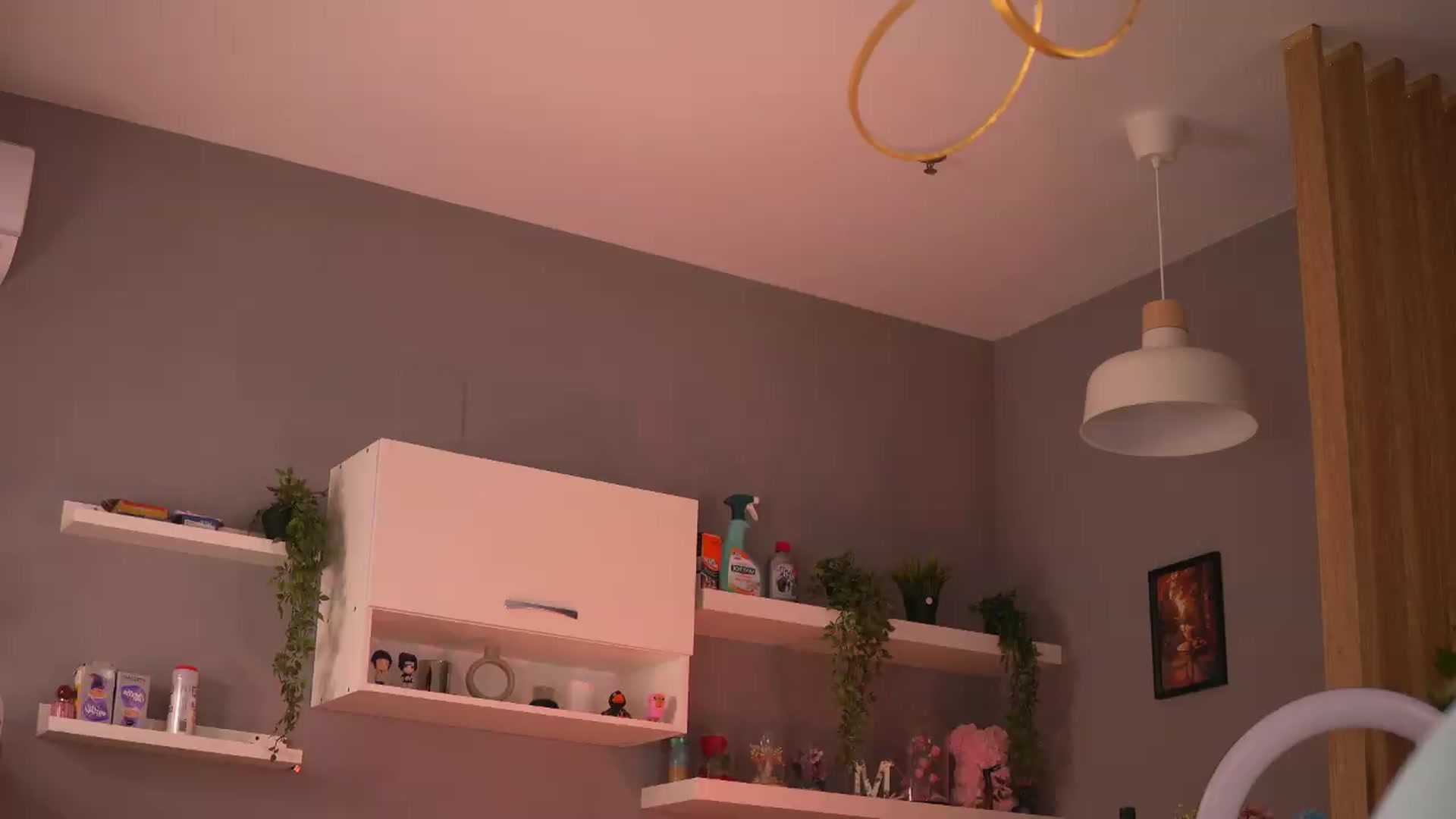 Gallery image thumbnail from LeyaMeyers's myfreecams stream on, 07/17/2026, 04:41 image 17 of 20
