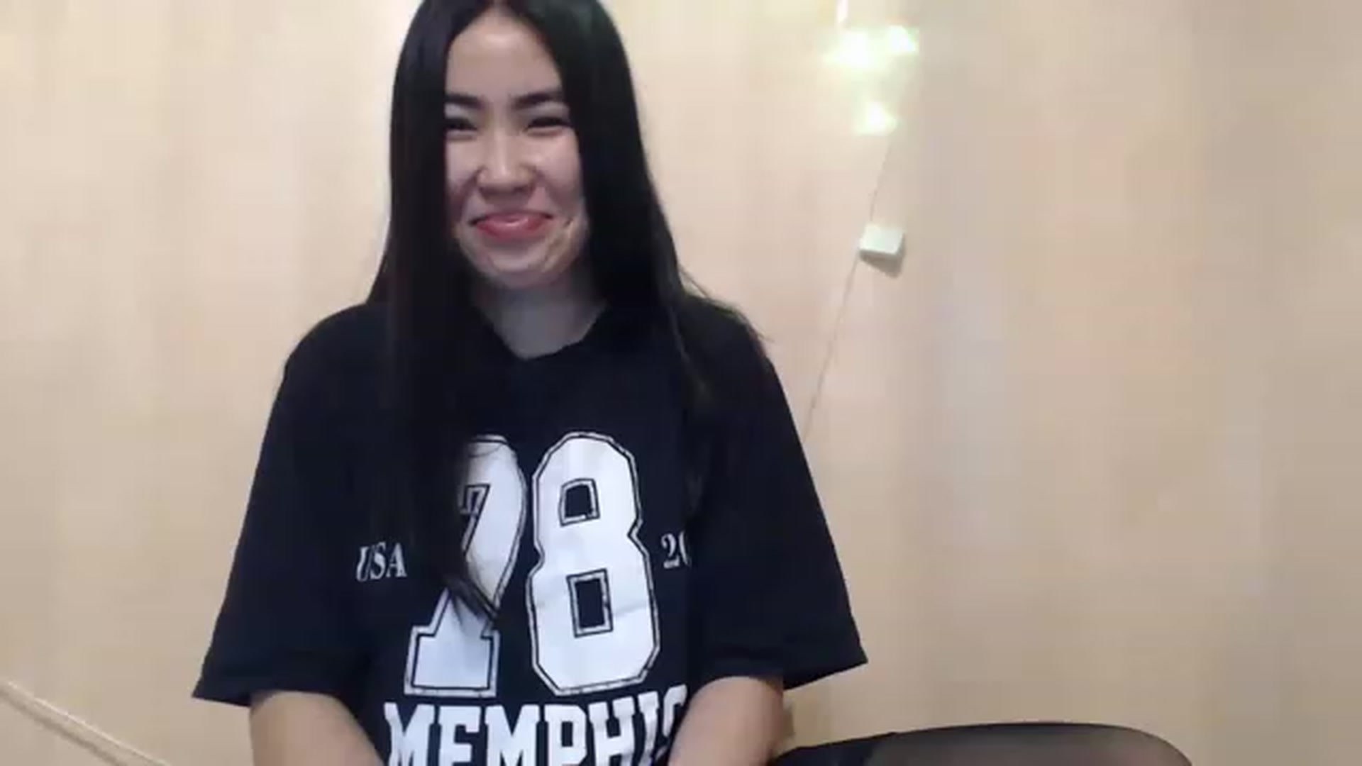 Gallery image thumbnail from Leya_Min's myfreecams stream on, 12/30/2022, 22:32 image 3 of 20