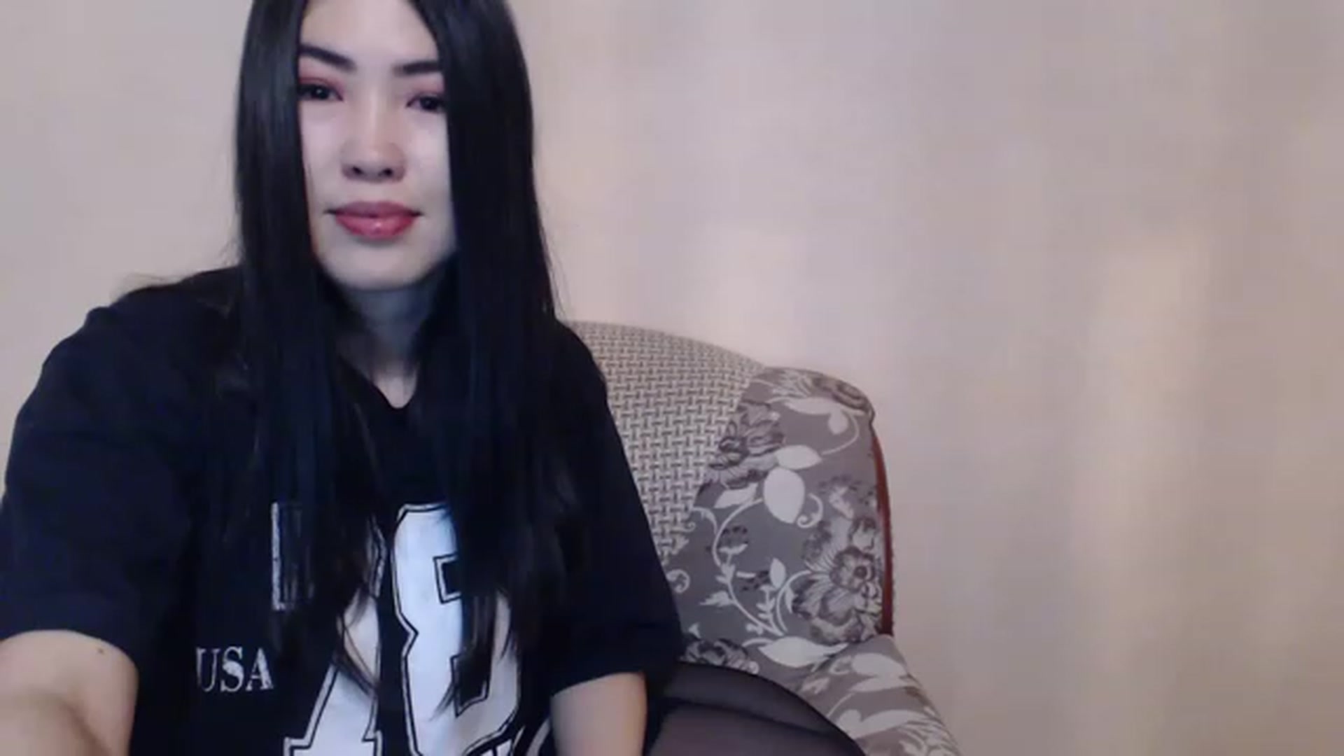 Gallery image thumbnail from Leya_Min's myfreecams stream on, 01/31/2023, 22:45 image 17 of 20