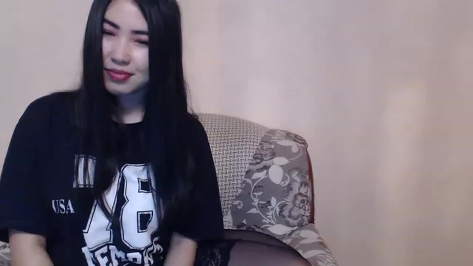 Gallery image thumbnail from Leya_Min's myfreecams stream on, 01/31/2023, 22:45 image 14 of 20
