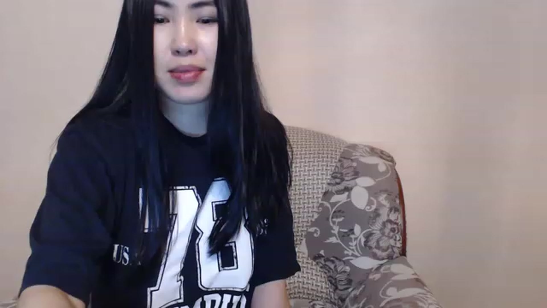 Gallery image thumbnail from Leya_Min's myfreecams stream on, 02/19/2023, 22:13 image 14 of 20