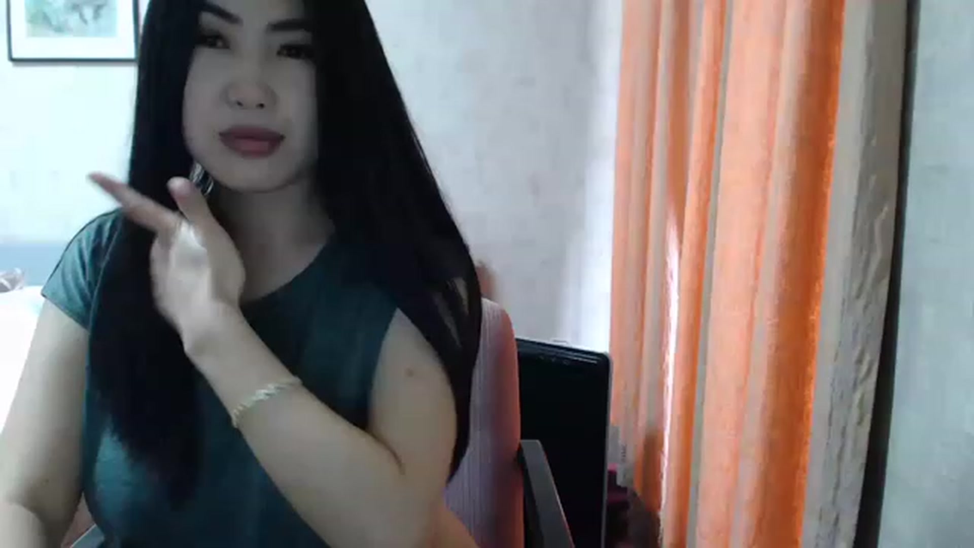 Gallery image thumbnail from Leya_Min's myfreecams stream on, 03/05/2023, 10:26 image 10 of 20