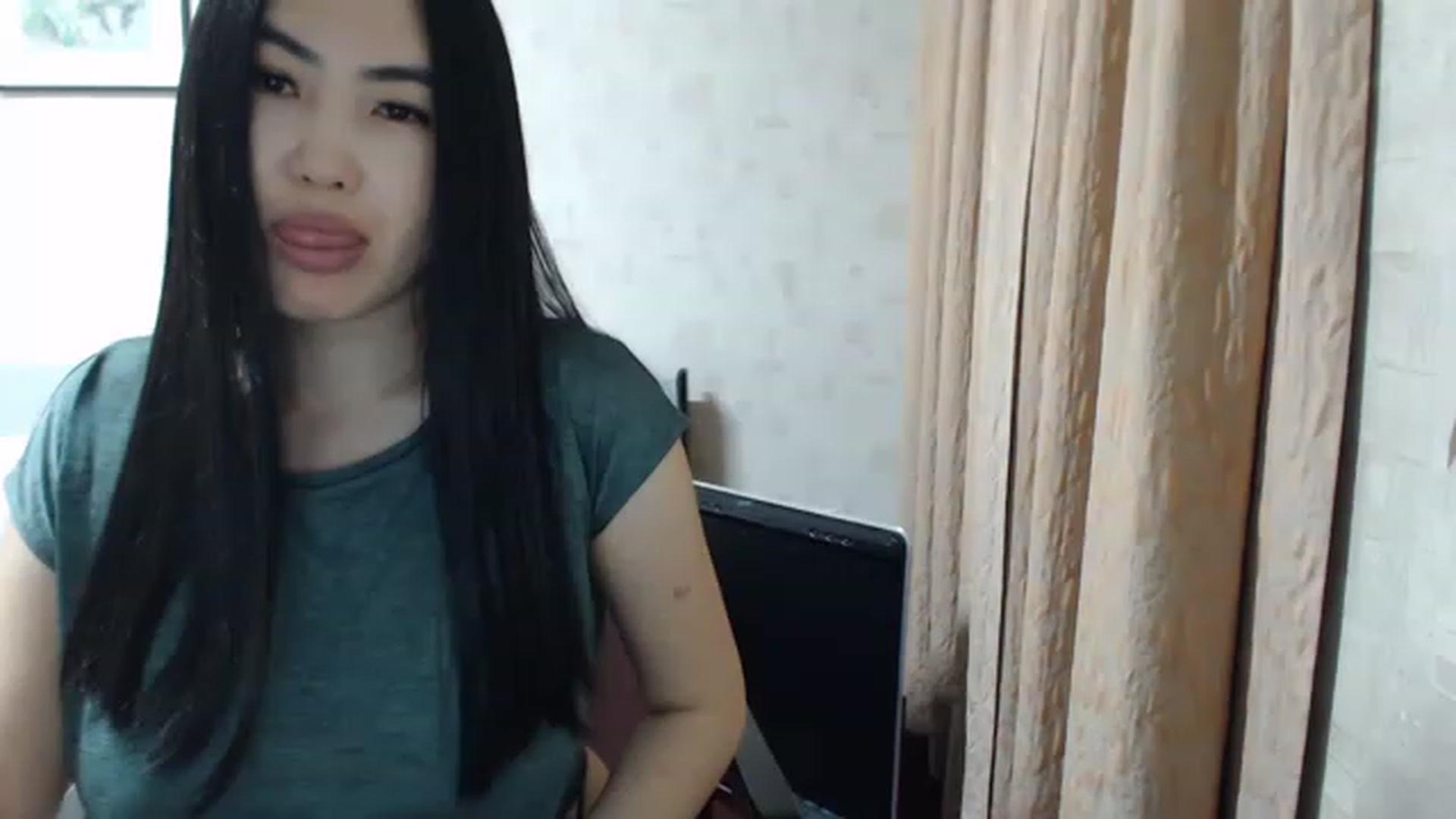 Gallery image thumbnail from Leya_Min's myfreecams stream on, 03/05/2023, 22:11 image 16 of 20
