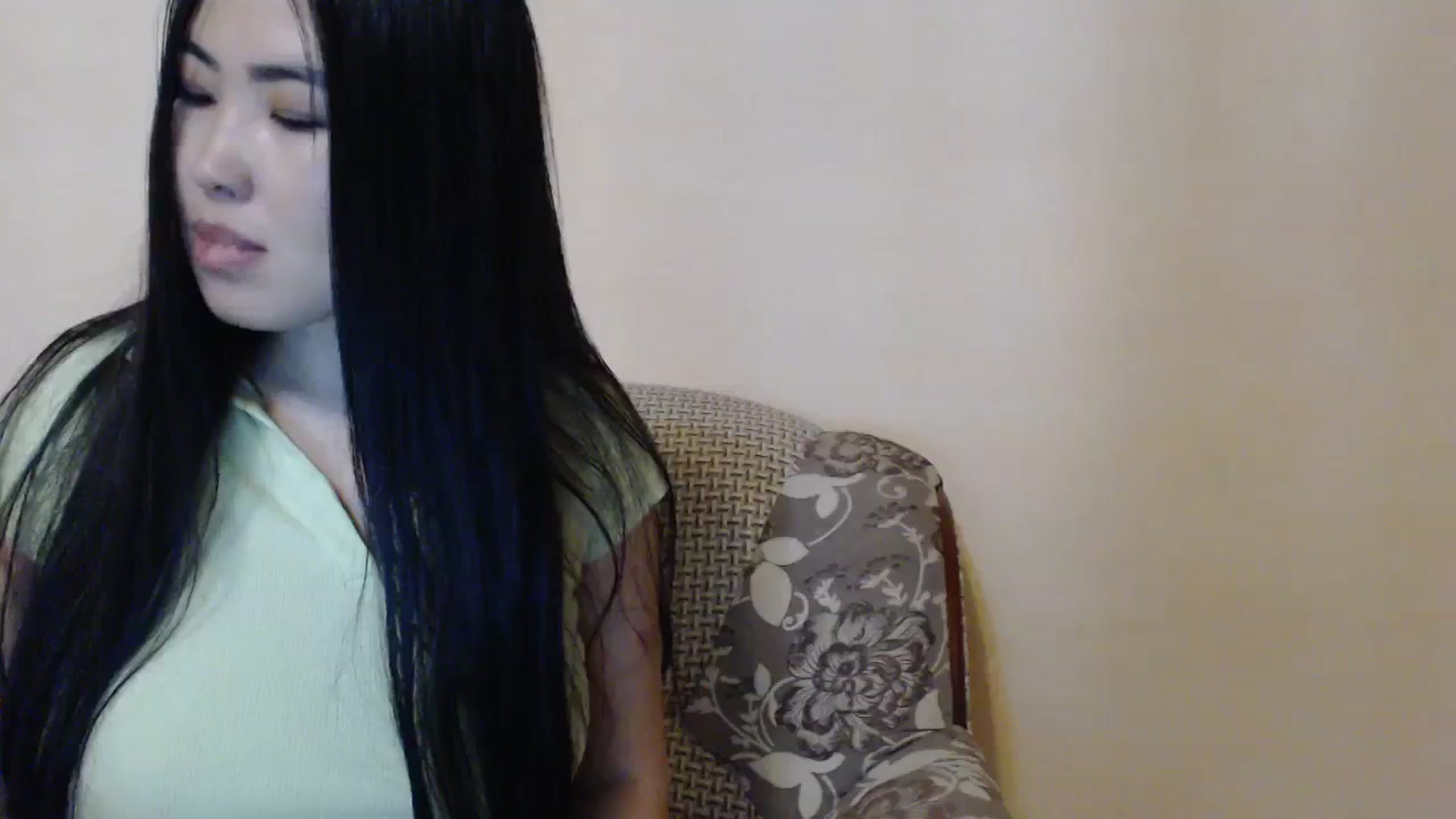 Gallery image thumbnail from Leya_Min's myfreecams stream on, 12/09/2023, 11:33 image 17 of 20