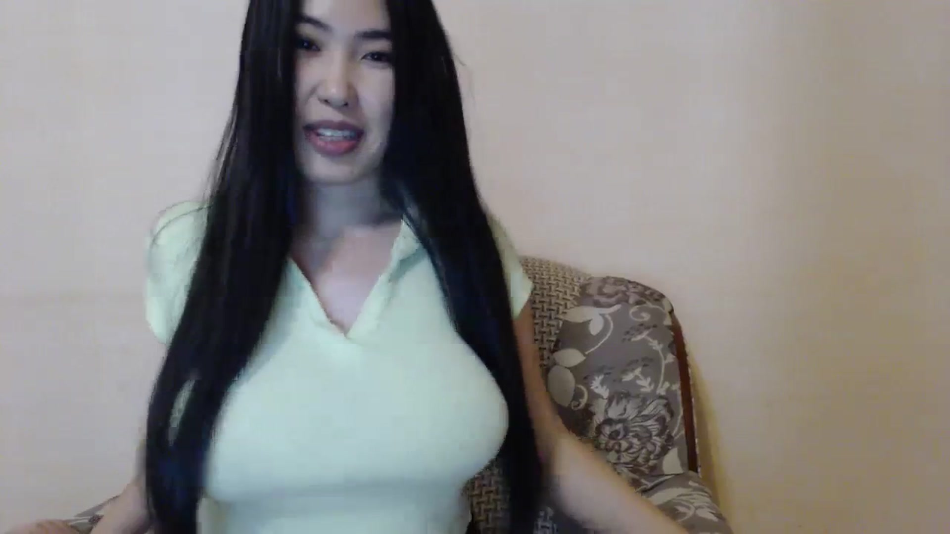 Gallery image thumbnail from Leya_Min's myfreecams stream on, 12/10/2023, 16:25 image 13 of 20