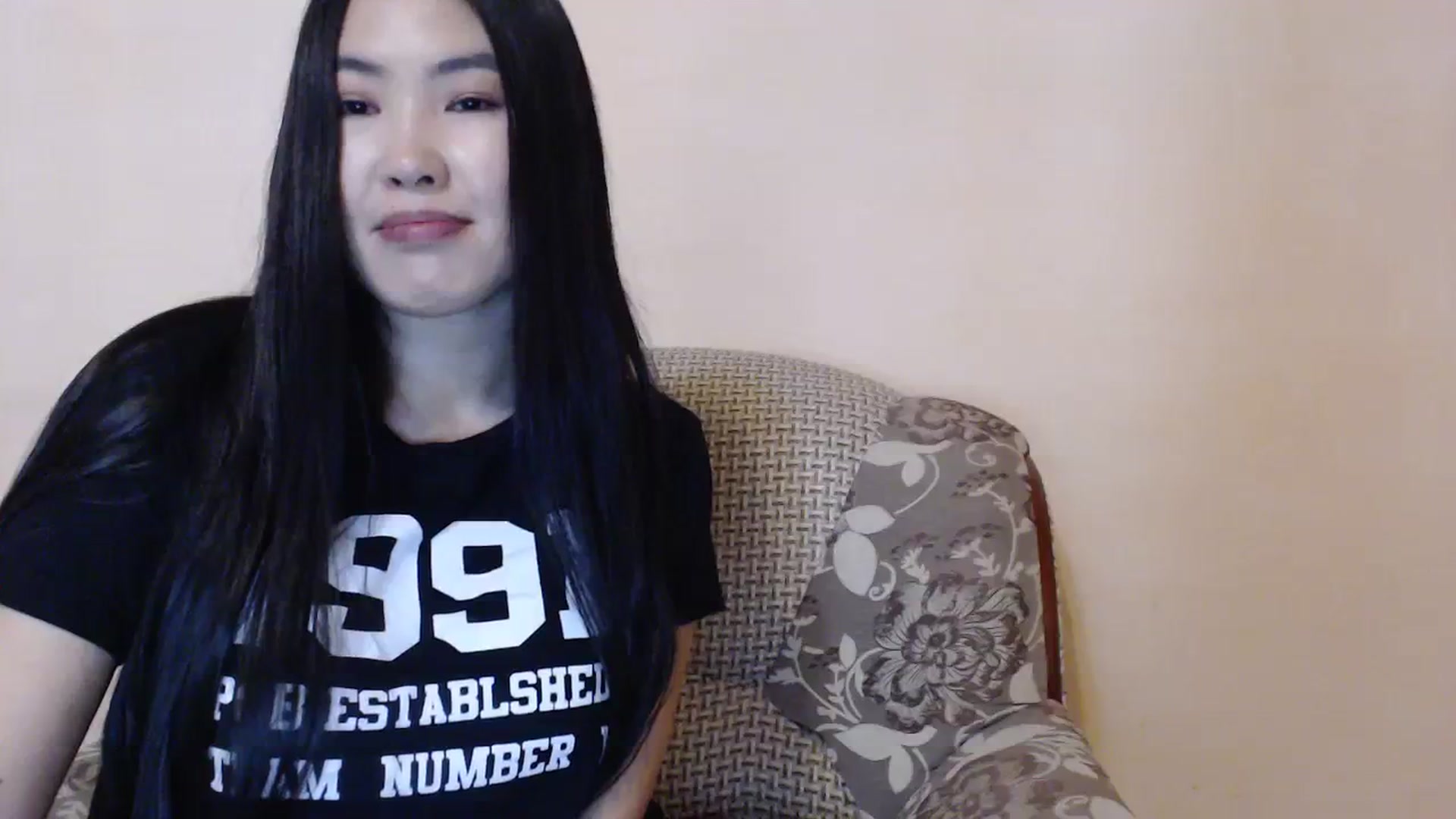 Gallery image thumbnail from Leya_Min's myfreecams stream on, 01/08/2024, 09:45 image 6 of 20