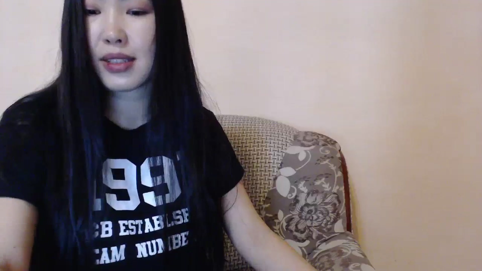 Gallery image thumbnail from Leya_Min's myfreecams stream on, 01/08/2024, 09:45 image 16 of 20