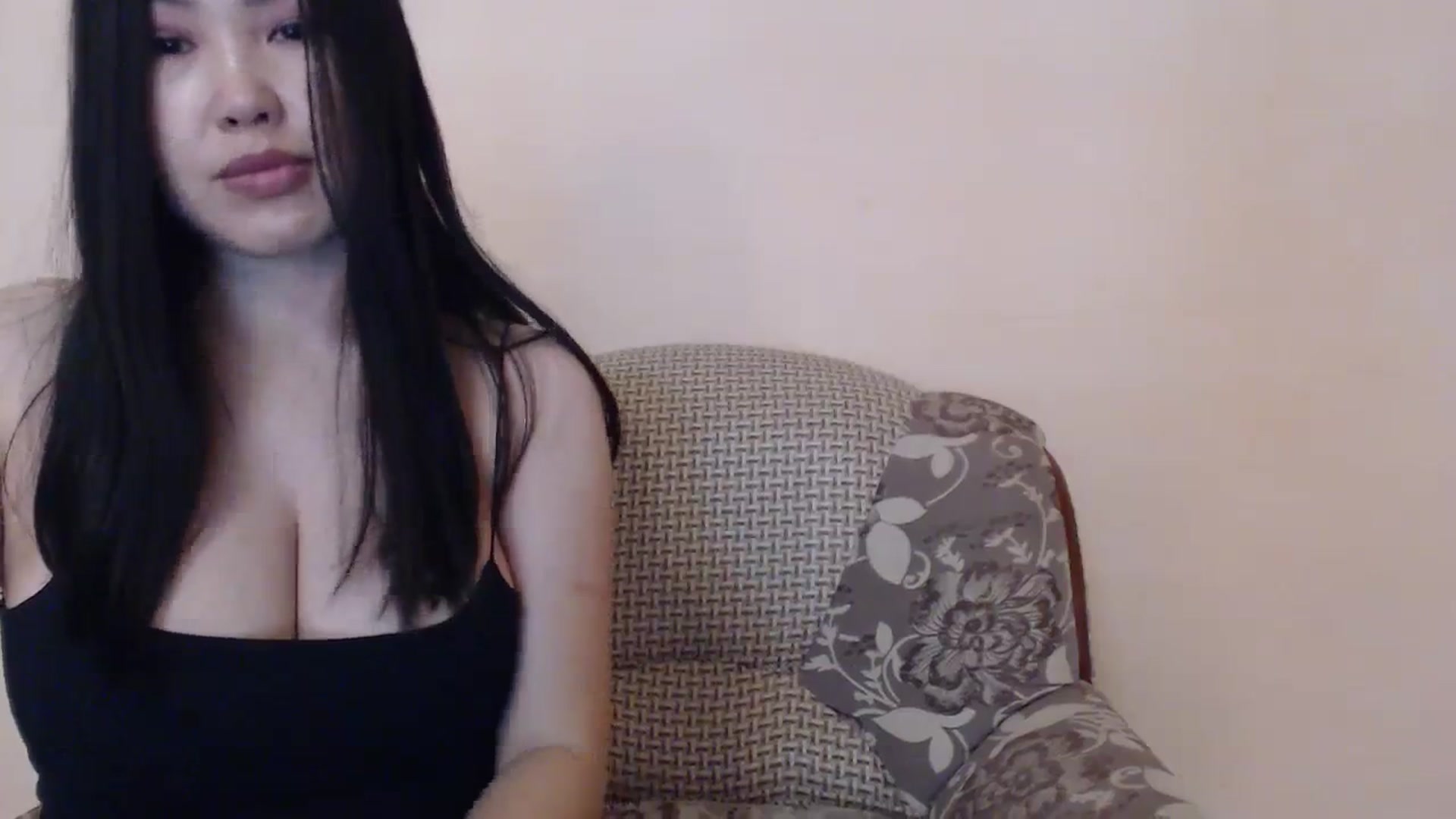 Gallery image thumbnail from Leya_Min's myfreecams stream on, 03/05/2024, 10:03 image 14 of 20