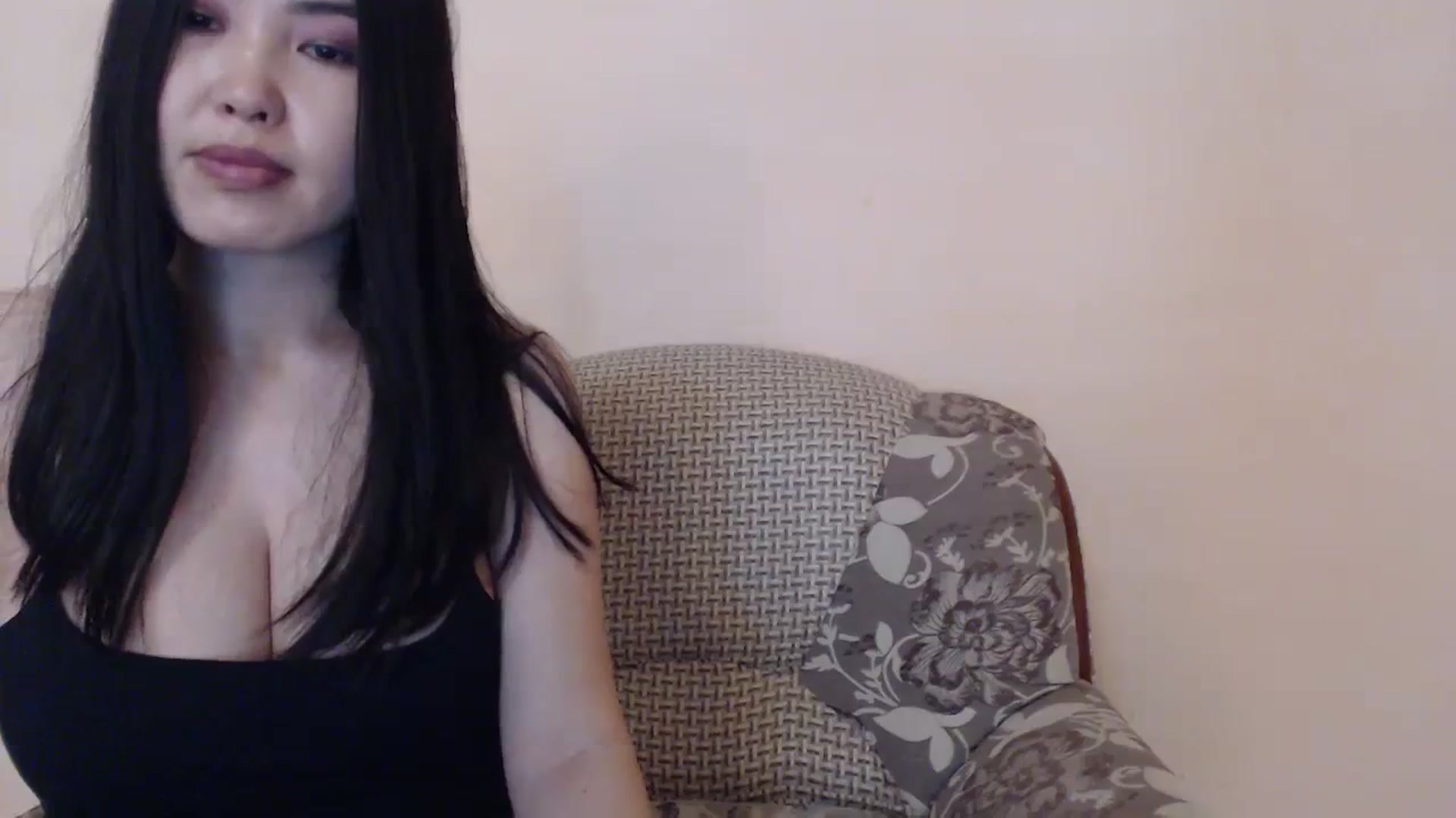 Gallery image thumbnail from Leya_Min's myfreecams stream on, 03/05/2024, 10:03 image 15 of 20