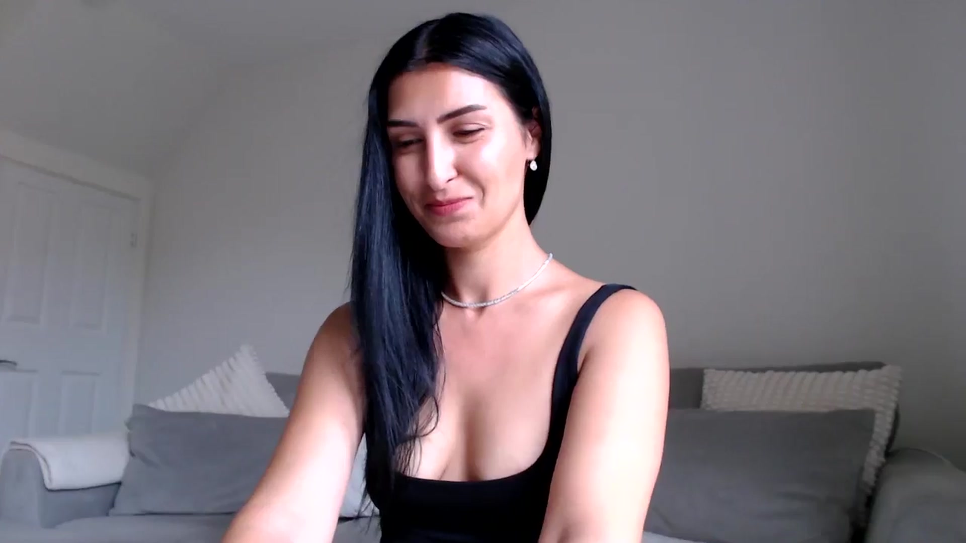 Gallery image thumbnail from Leyla2's myfreecams stream on, 07/30/2024, 09:10 image 8 of 20