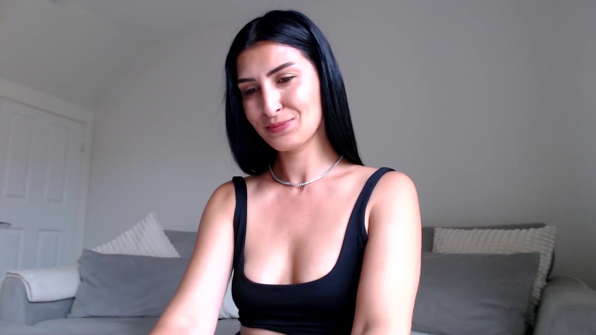 Gallery image thumbnail from Leyla2's myfreecams stream on, 07/30/2024, 09:10 image 15 of 20
