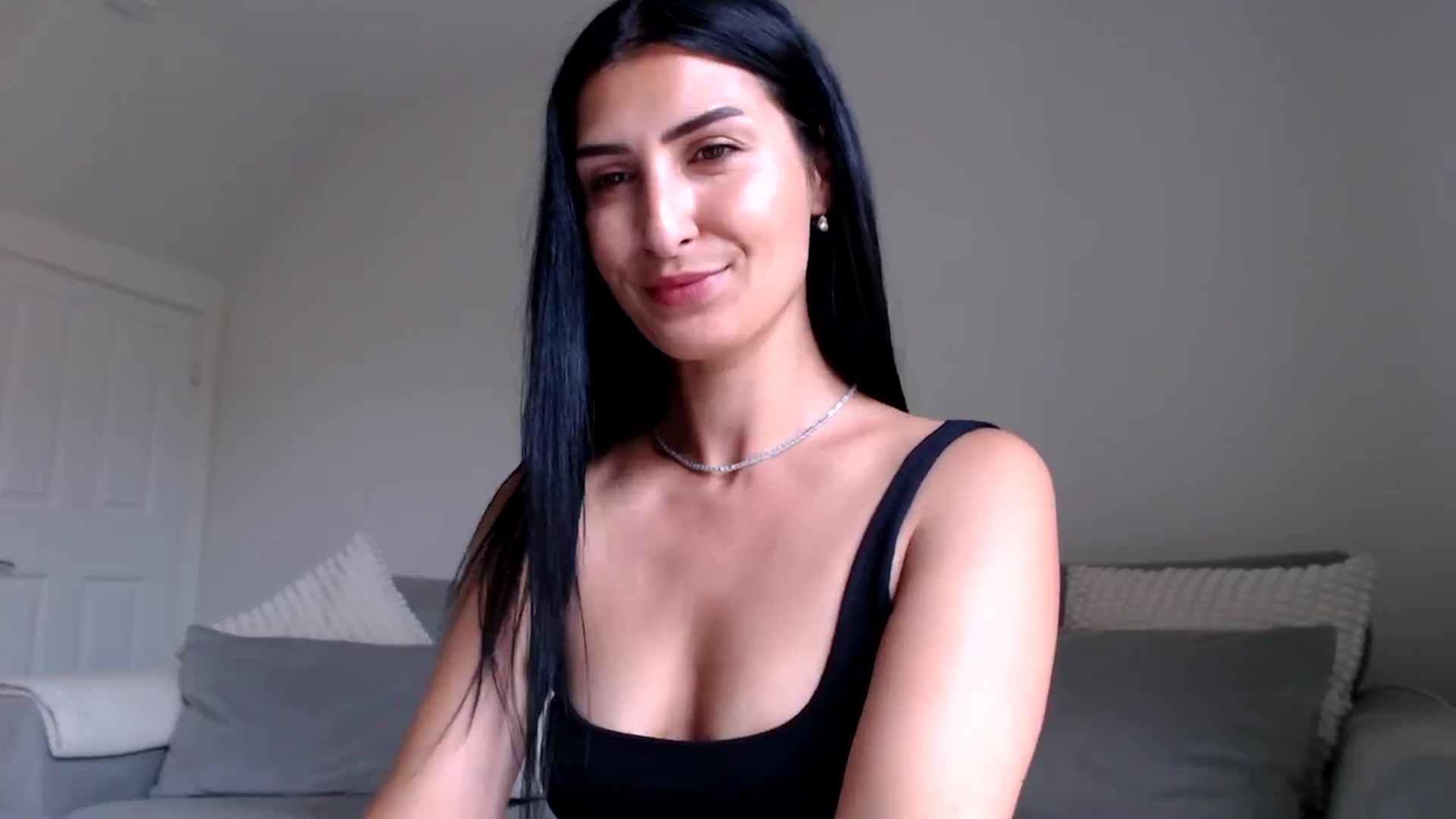 Gallery image thumbnail from Leyla2's myfreecams stream on, 07/30/2024, 09:38 image 18 of 20