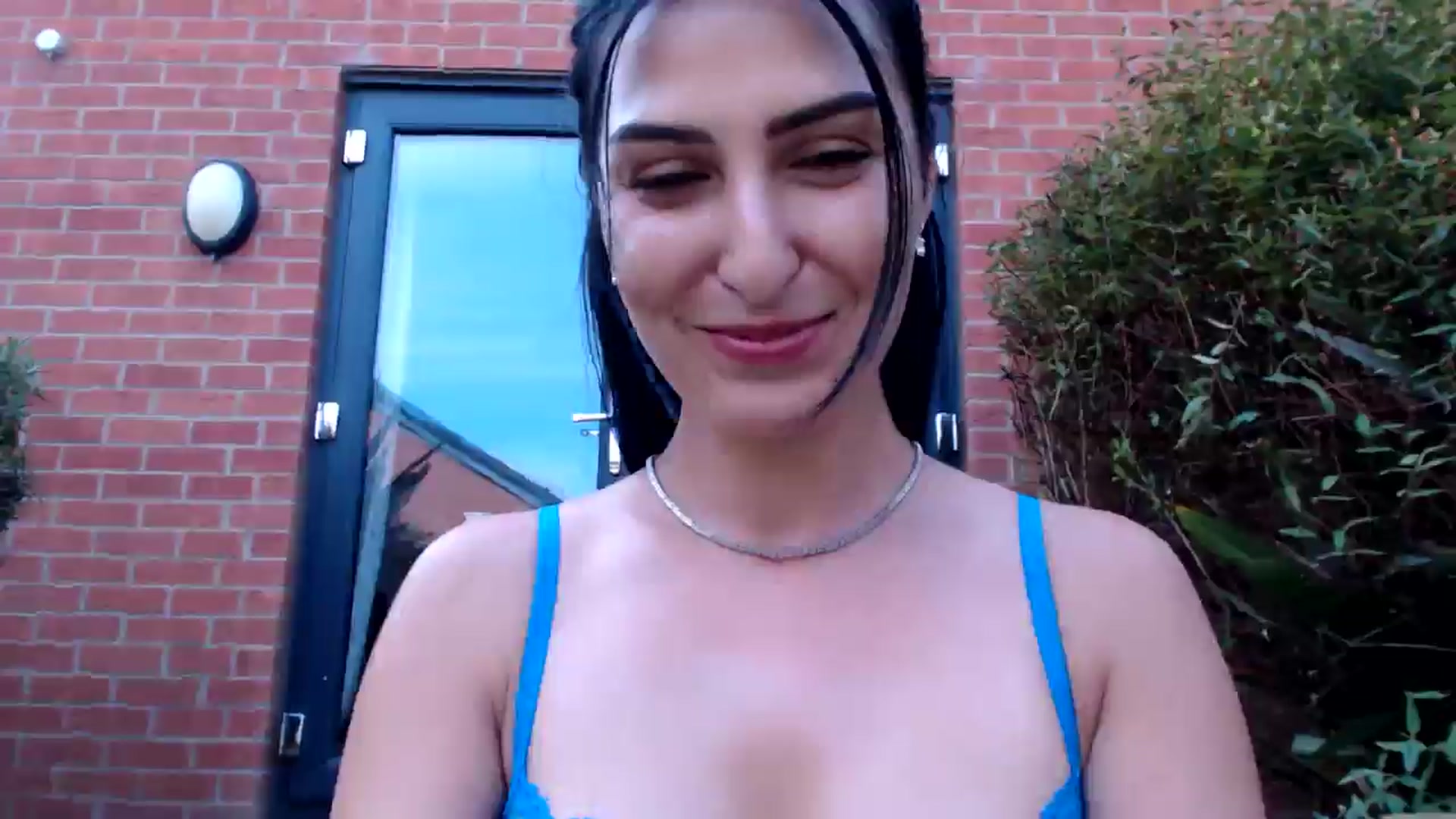 Gallery image thumbnail from Leyla2's myfreecams stream on, 07/30/2024, 11:03 image 19 of 20