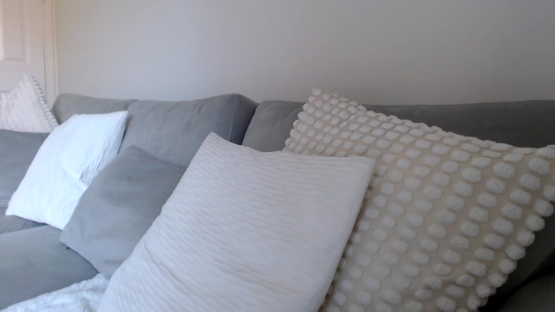 Gallery image thumbnail from Leyla2's myfreecams stream on, 07/30/2024, 14:18 image 17 of 20