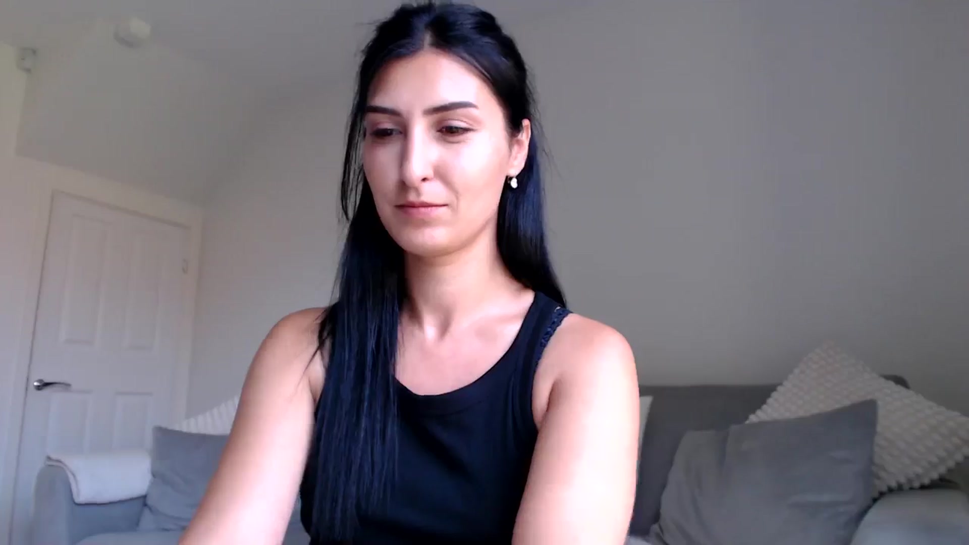 Gallery image thumbnail from Leyla2's myfreecams stream on, 07/31/2024, 10:24 image 20 of 20