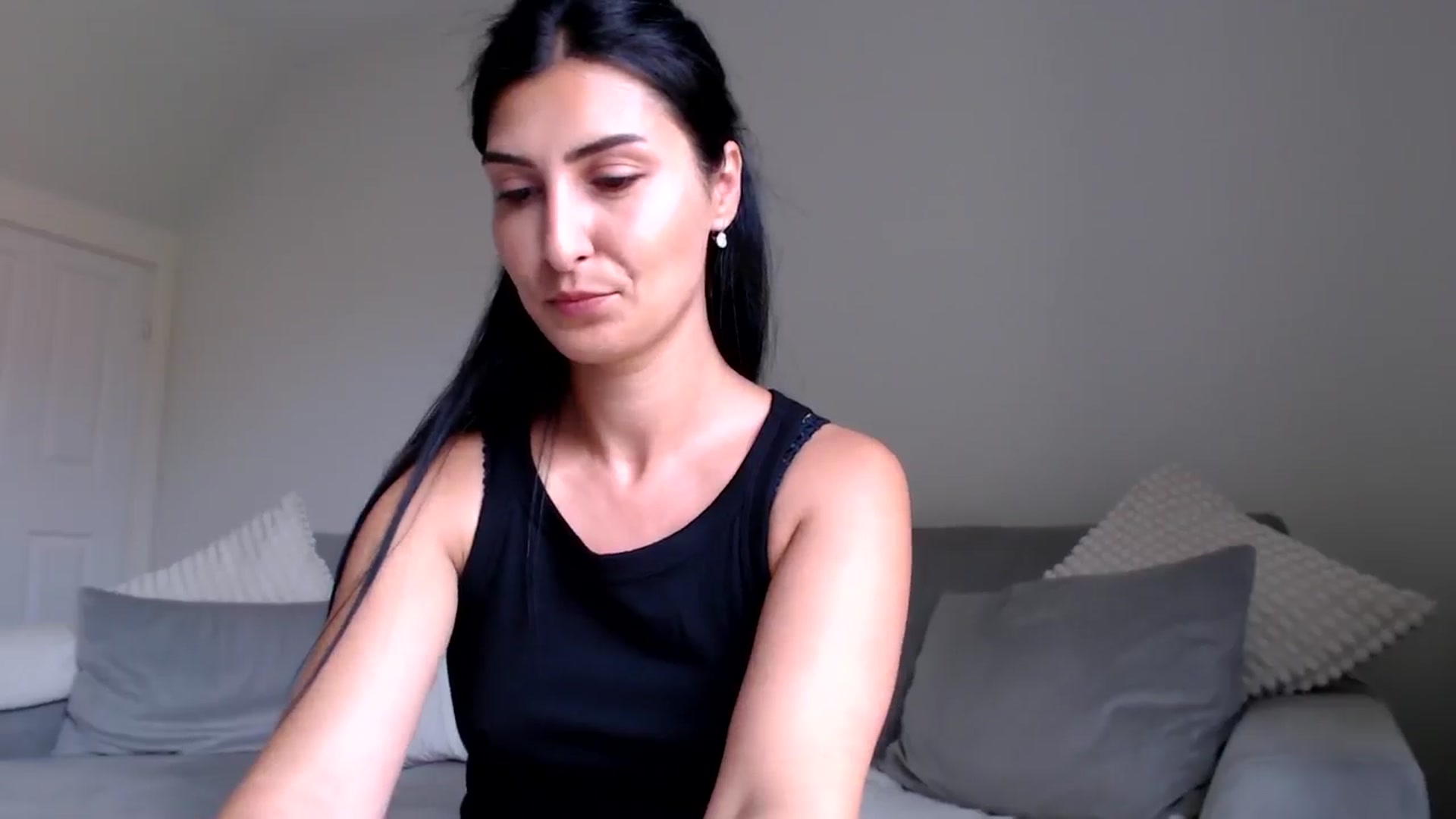 Gallery image thumbnail from Leyla2's myfreecams stream on, 07/31/2024, 10:24 image 10 of 20