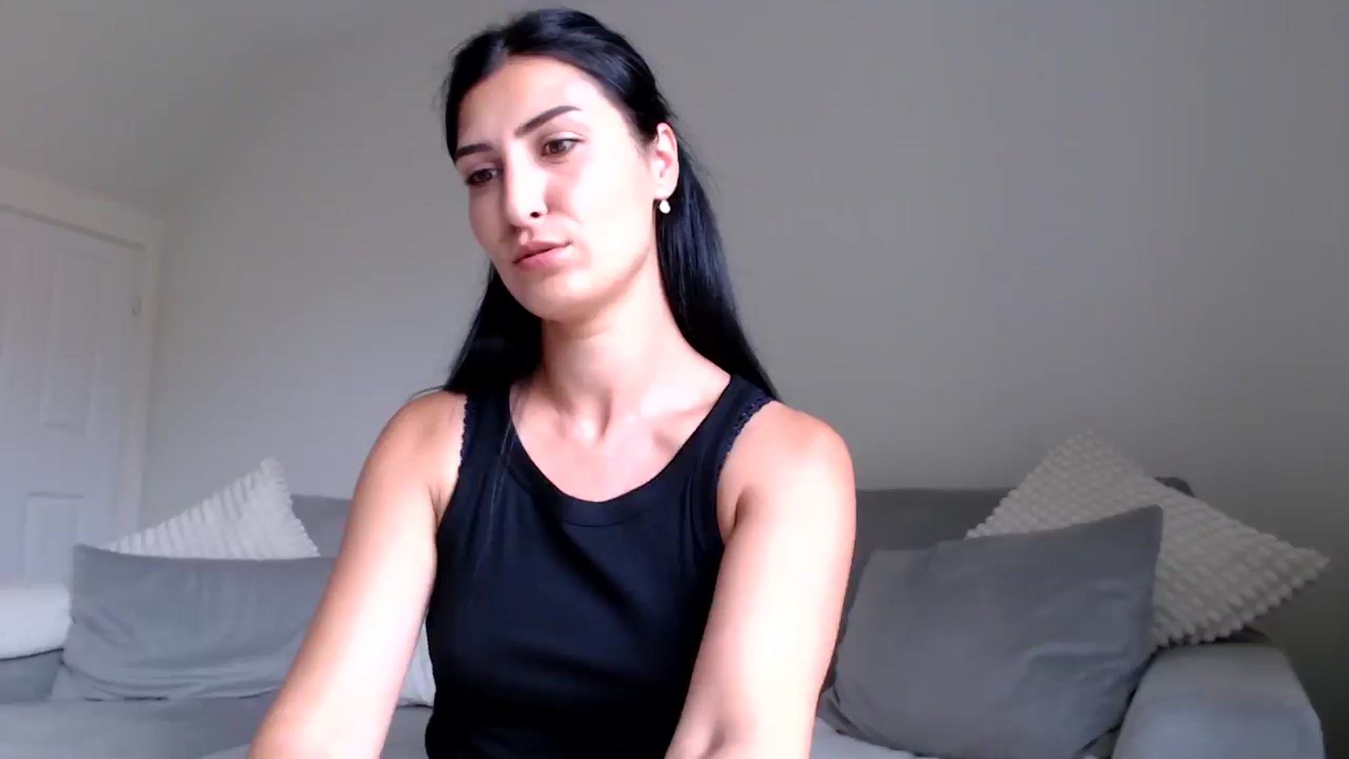 Gallery image thumbnail from Leyla2's myfreecams stream on, 07/31/2024, 10:24 image 7 of 20