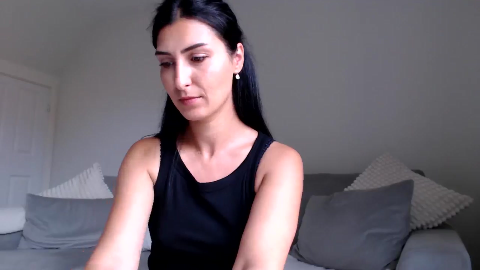 Gallery image thumbnail from Leyla2's myfreecams stream on, 07/31/2024, 10:24 image 6 of 20