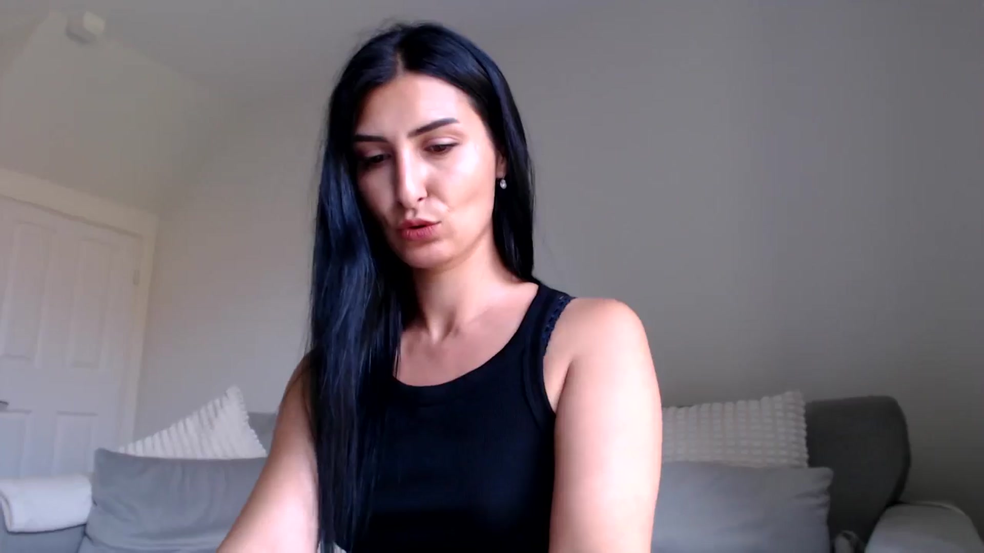 Gallery image thumbnail from Leyla2's myfreecams stream on, 07/31/2024, 11:31 image 15 of 20