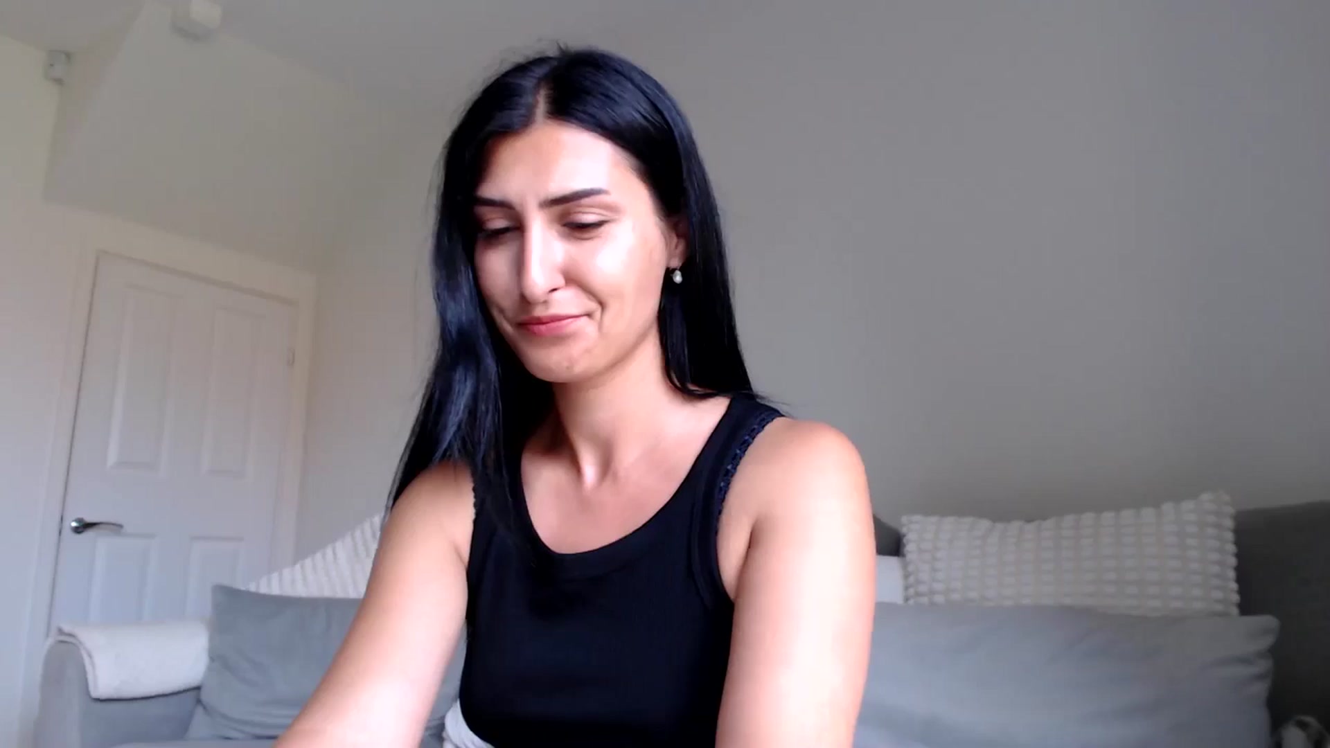 Gallery image thumbnail from Leyla2's myfreecams stream on, 07/31/2024, 11:31 image 11 of 20