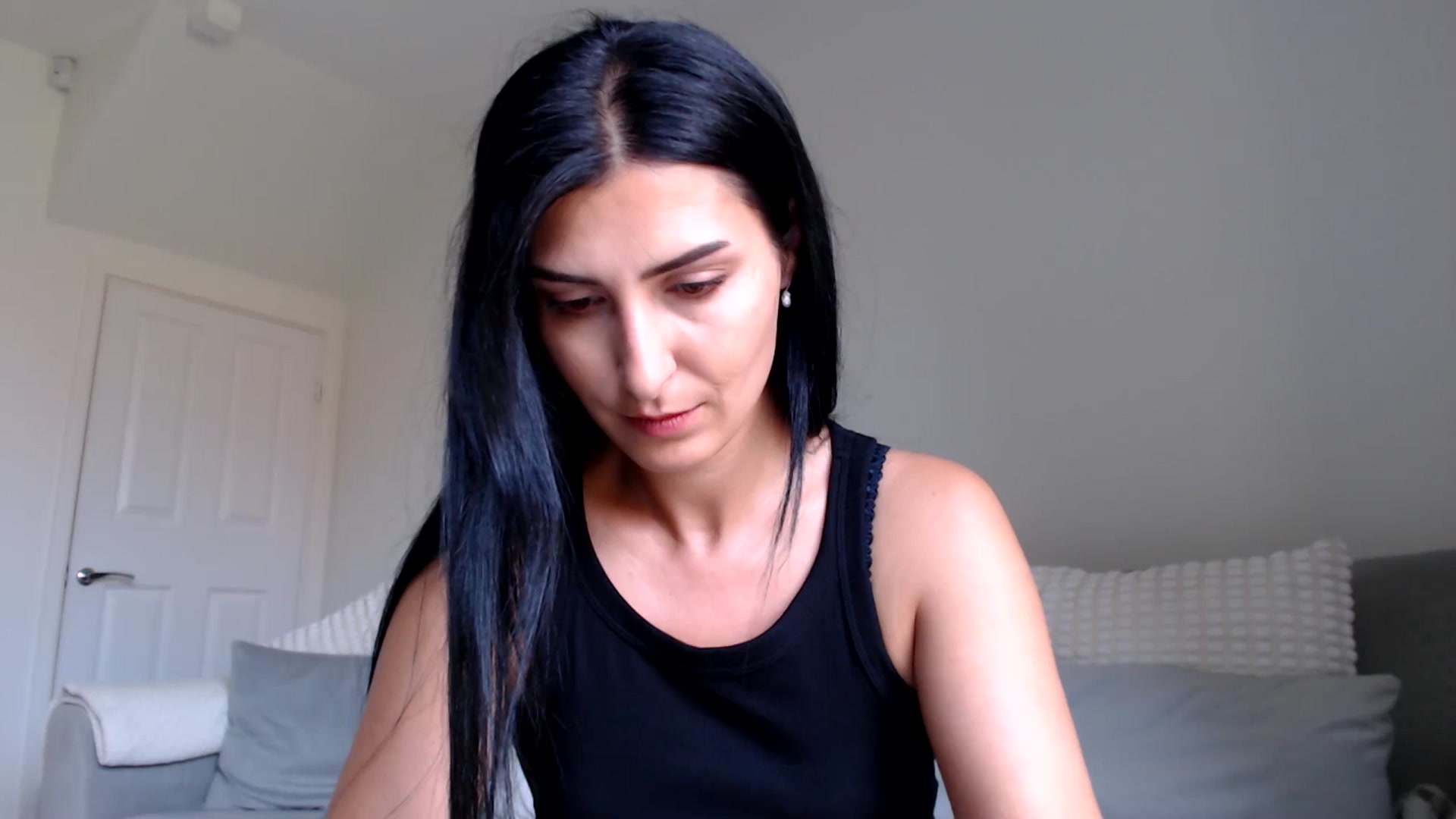 Gallery image thumbnail from Leyla2's myfreecams stream on, 07/31/2024, 11:31 image 7 of 20