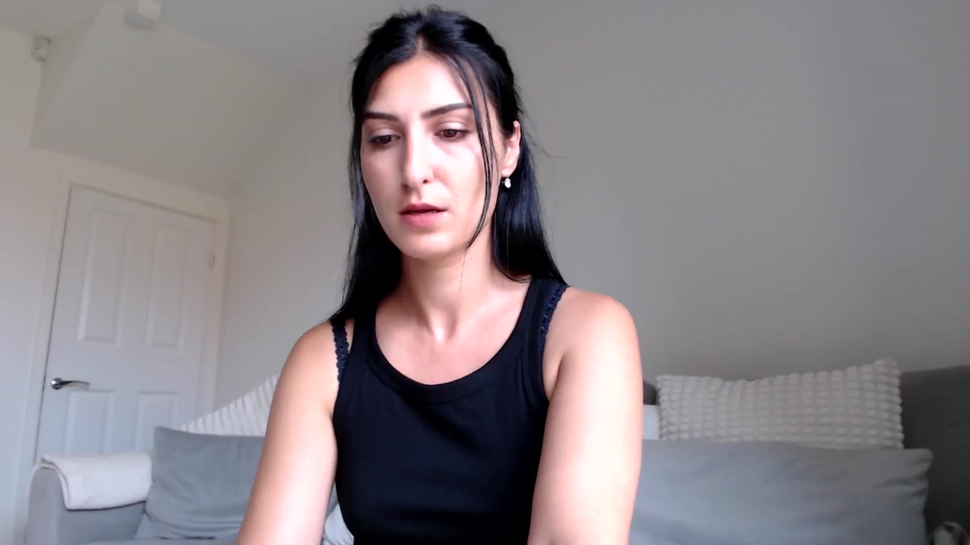 Gallery image thumbnail from Leyla2's myfreecams stream on, 07/31/2024, 11:31 image 5 of 20