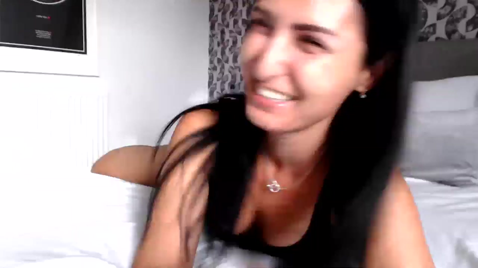 Gallery image thumbnail from Leyla2's myfreecams stream on, 08/29/2024, 13:37 image 10 of 20