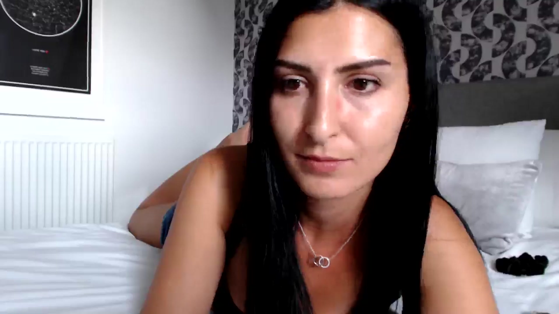 Gallery image thumbnail from Leyla2's myfreecams stream on, 08/29/2024, 13:37 image 7 of 20