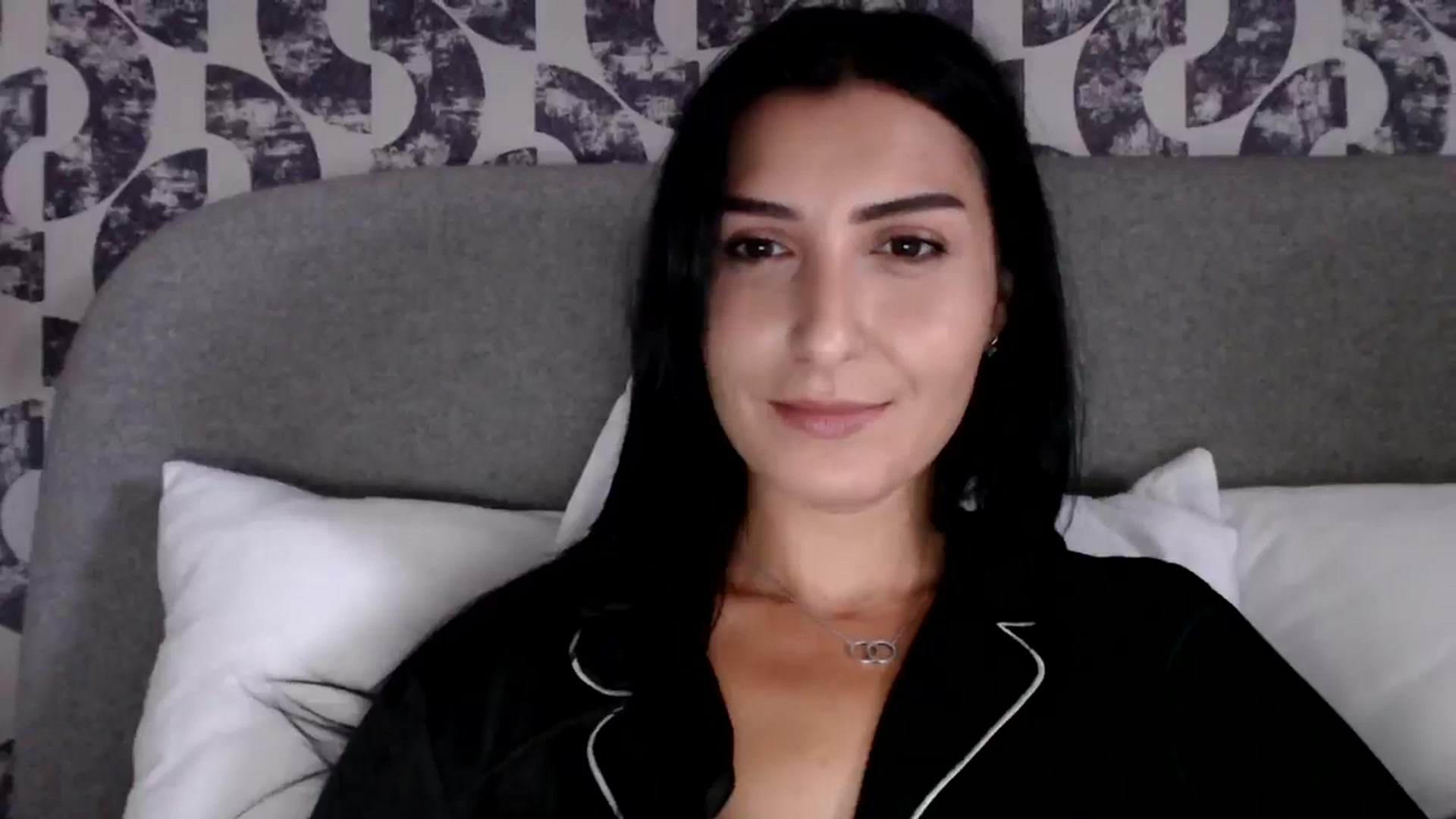 Gallery image thumbnail from Leyla2's myfreecams stream on, 09/02/2024, 09:25 image 11 of 20