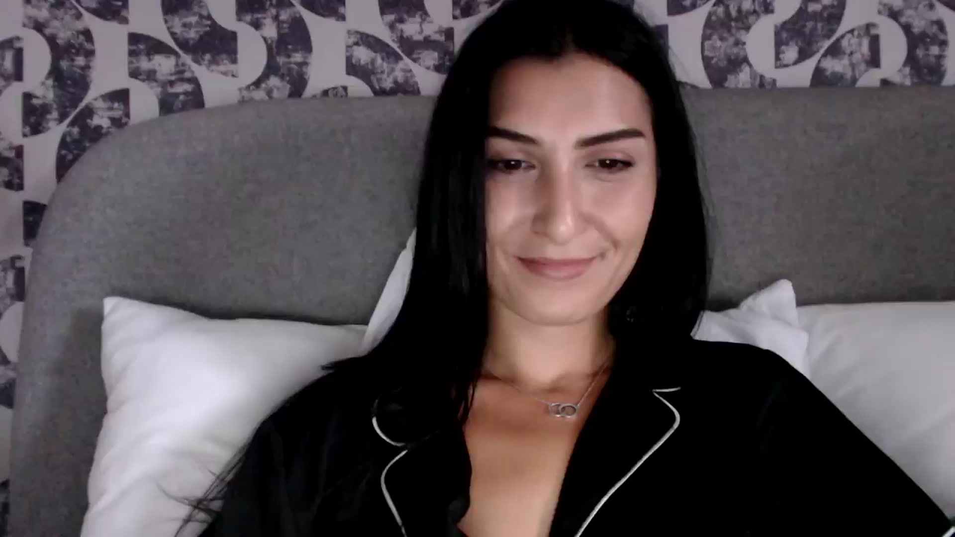 Gallery image thumbnail from Leyla2's myfreecams stream on, 09/02/2024, 09:25 image 13 of 20