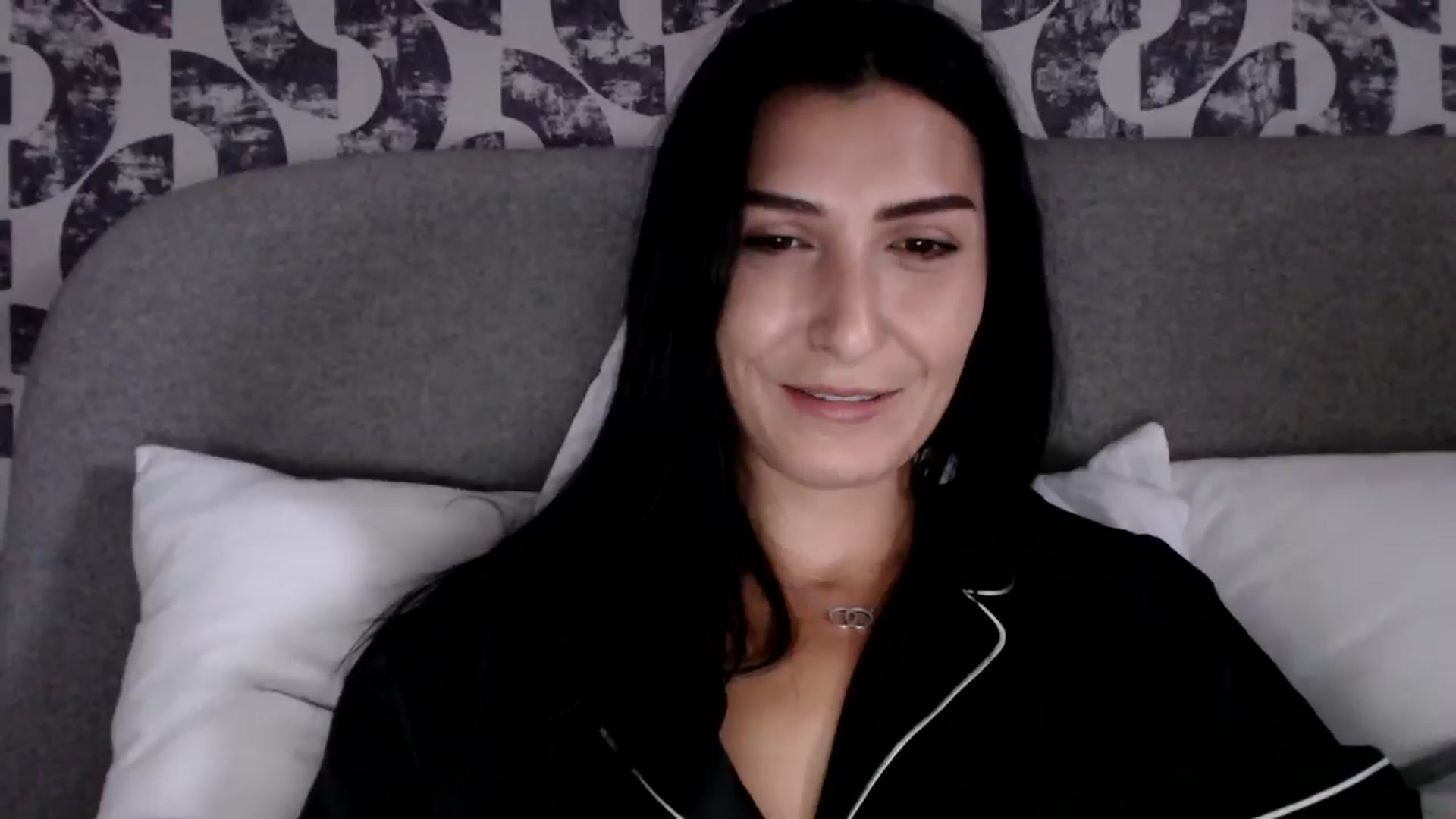 Gallery image thumbnail from Leyla2's myfreecams stream on, 09/02/2024, 09:25 image 6 of 20