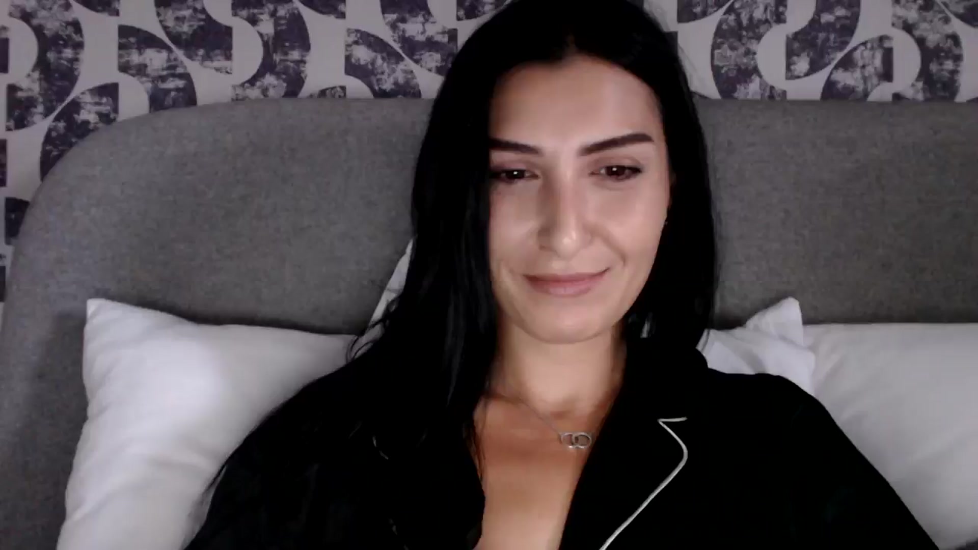 Gallery image thumbnail from Leyla2's myfreecams stream on, 09/02/2024, 09:25 image 8 of 20