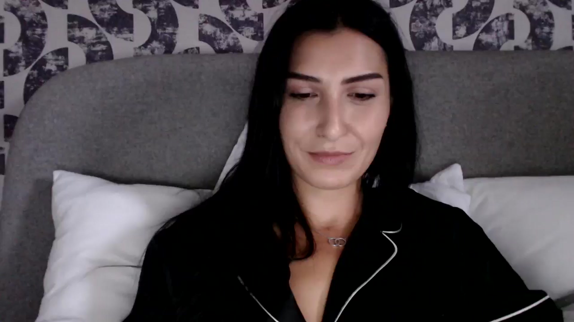 Gallery image thumbnail from Leyla2's myfreecams stream on, 09/02/2024, 09:25 image 5 of 20