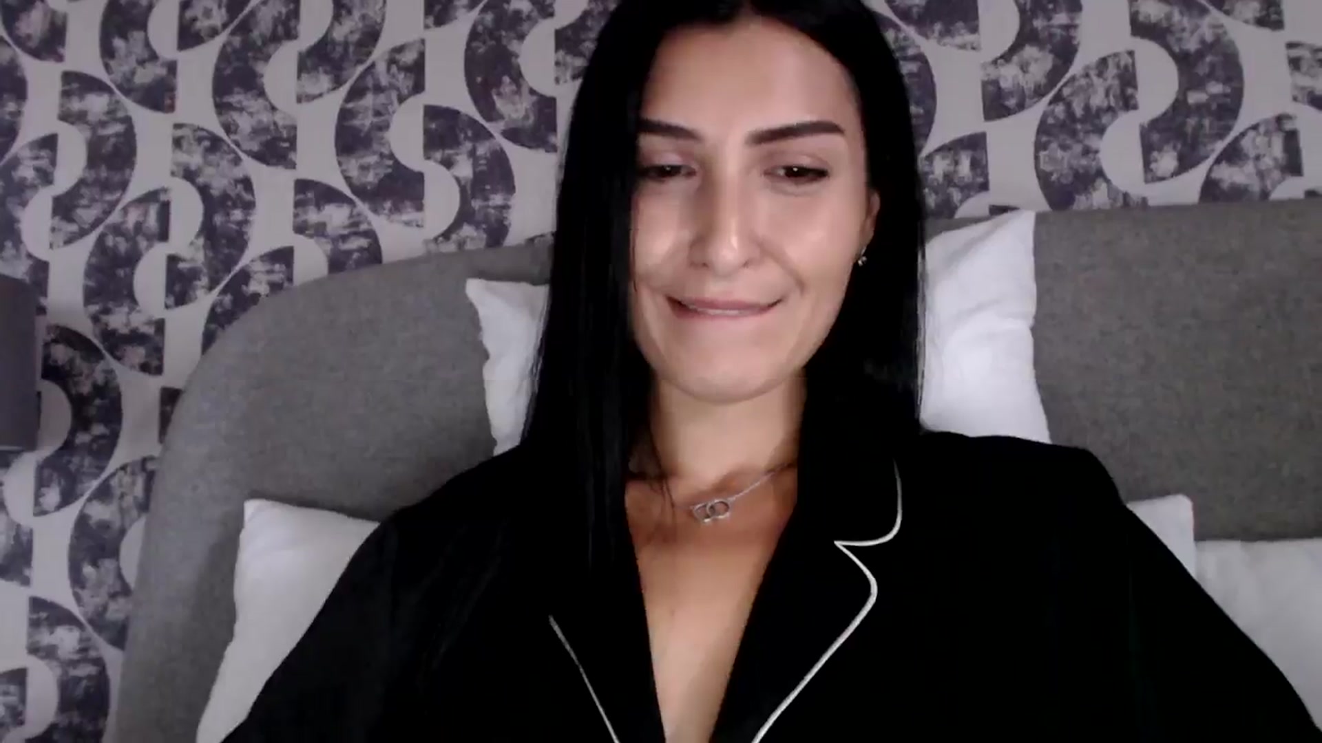 Gallery image thumbnail from Leyla2's myfreecams stream on, 09/02/2024, 10:01 image 5 of 20