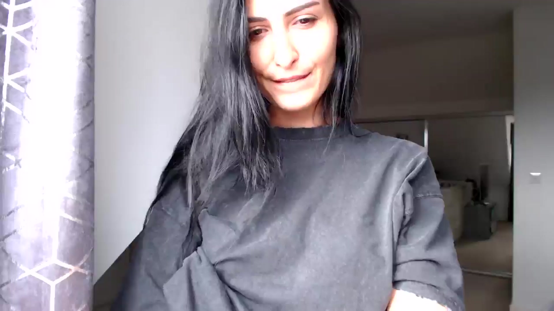 Gallery image thumbnail from Leyla2's myfreecams stream on, 09/03/2024, 13:58 image 17 of 20