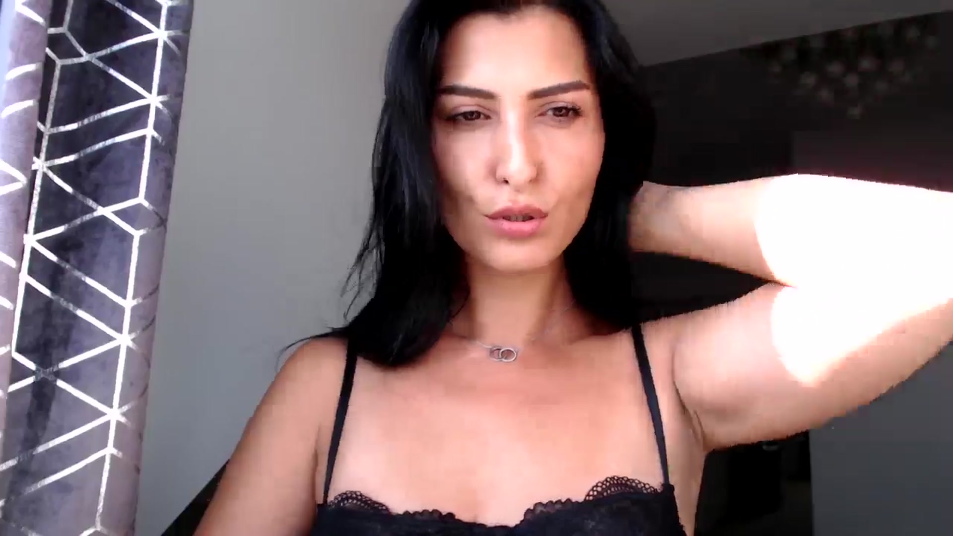 Gallery image thumbnail from Leyla2's myfreecams stream on, 09/03/2024, 15:15 image 3 of 20