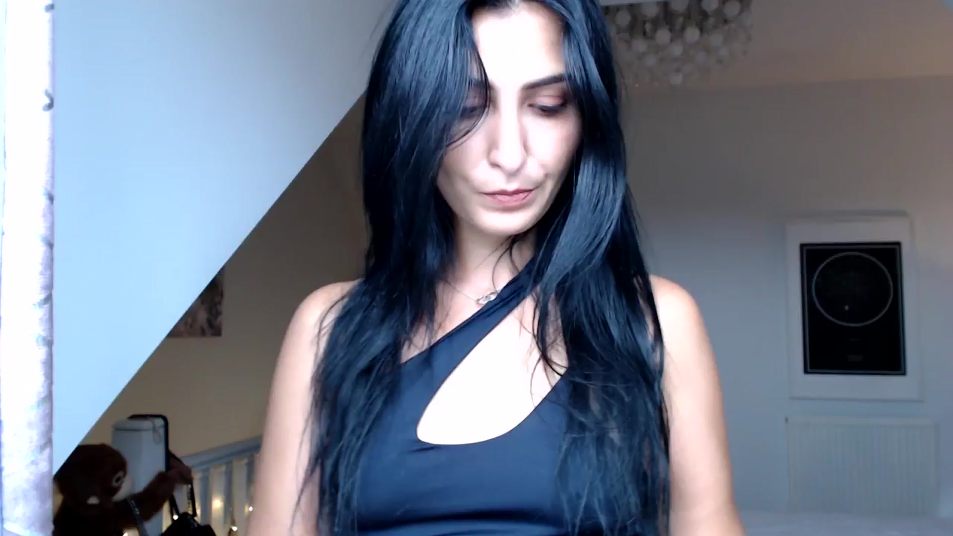 Gallery image thumbnail from Leyla2's myfreecams stream on, 09/05/2024, 08:50 image 1 of 20