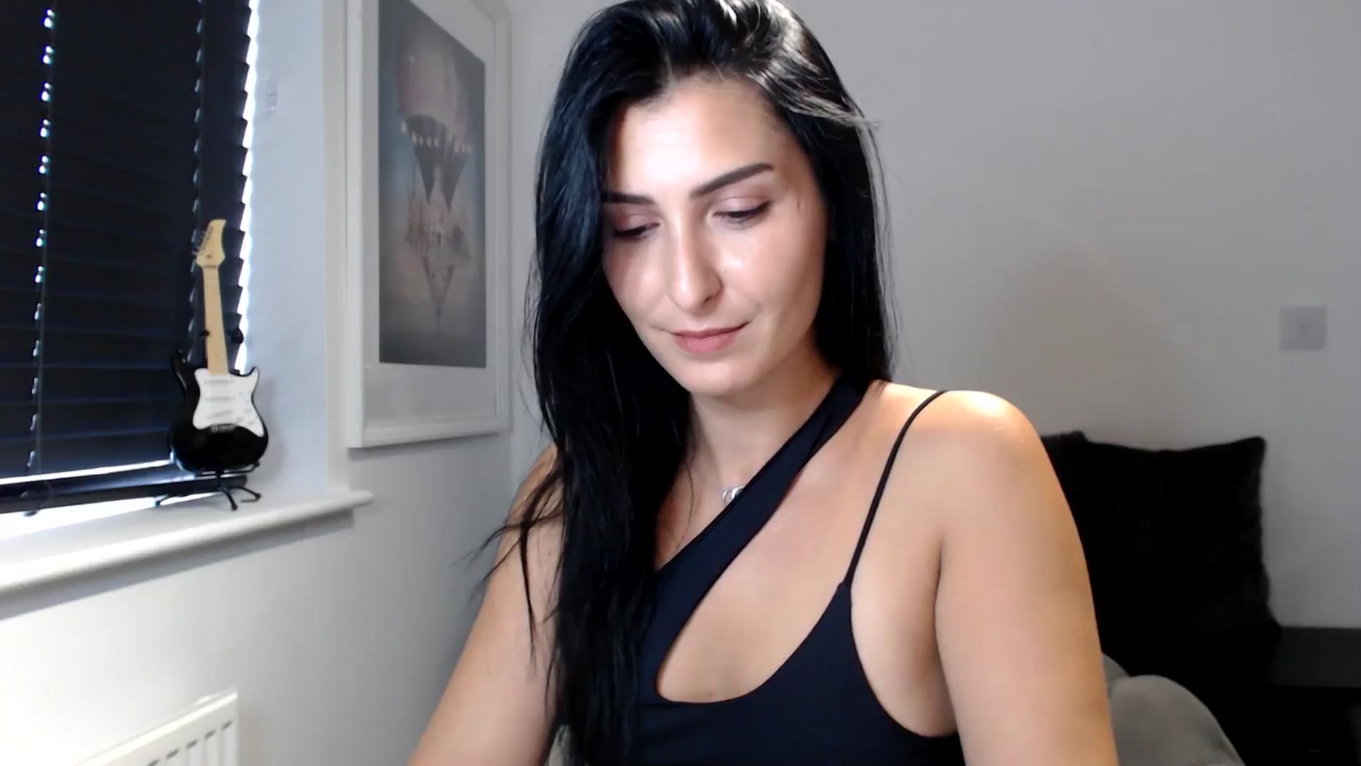 Gallery image thumbnail from Leyla2's myfreecams stream on, 09/05/2024, 10:19 image 5 of 20