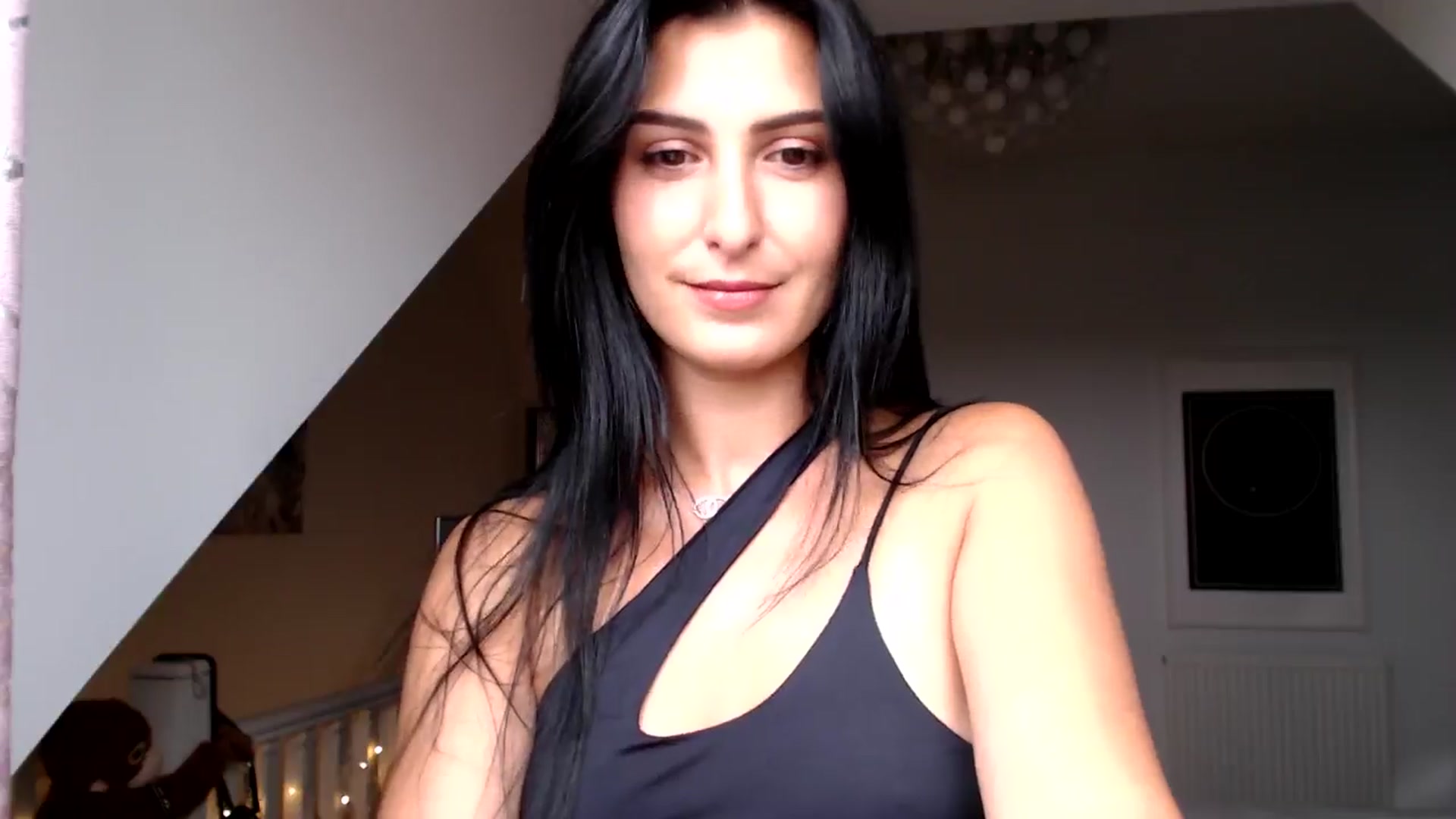 Gallery image thumbnail from Leyla2's myfreecams stream on, 09/05/2024, 10:43 image 7 of 20