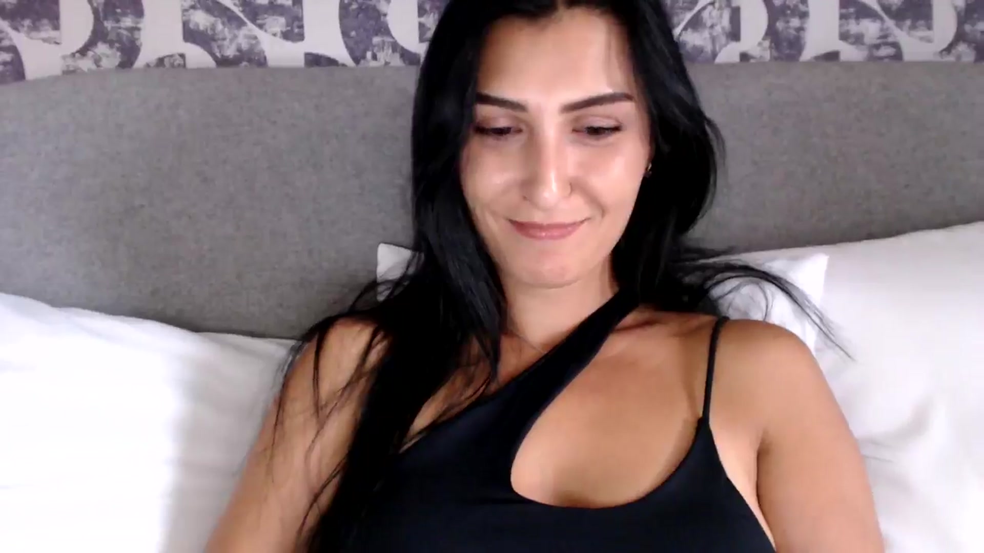 Gallery image thumbnail from Leyla2's myfreecams stream on, 09/05/2024, 11:58 image 19 of 20
